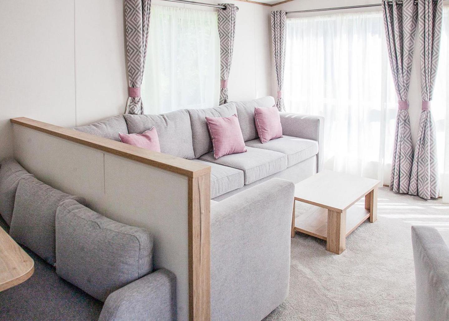Three-Bedroom Mobile Home photo 2