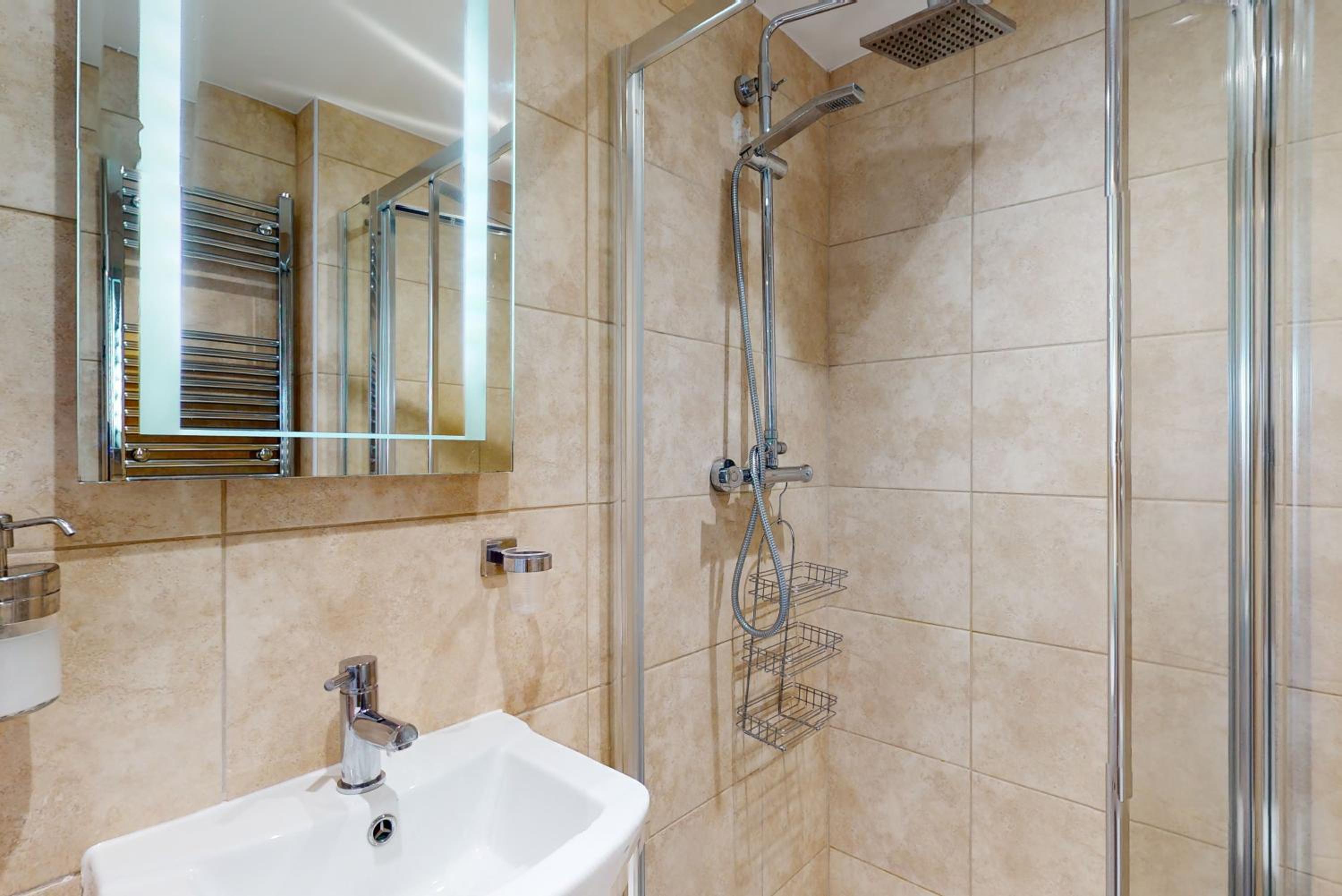 Two-Bedroom Apartment - Photo 8