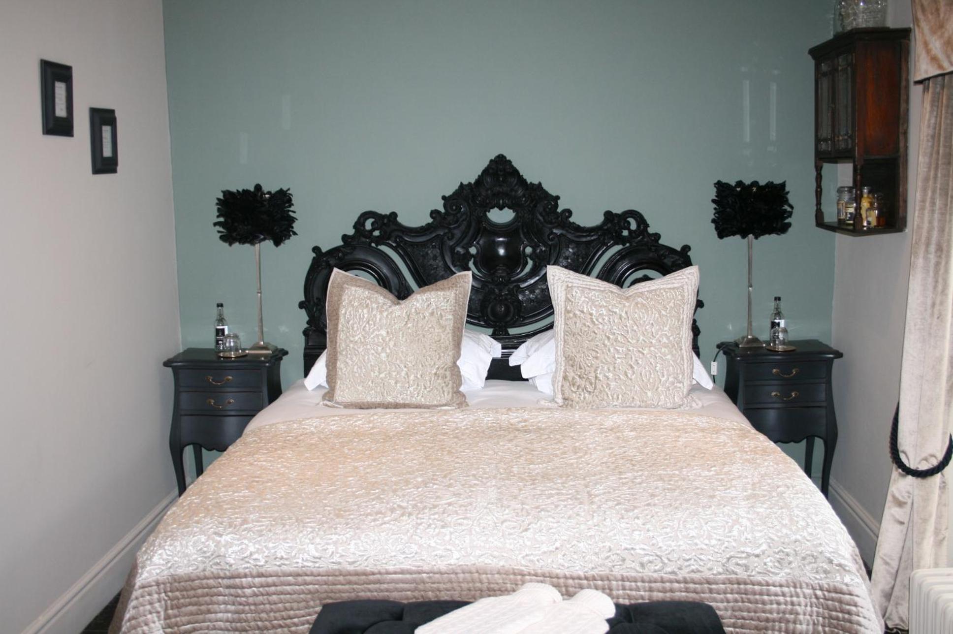 Superior Deluxe Double or Twin Room  photo 1