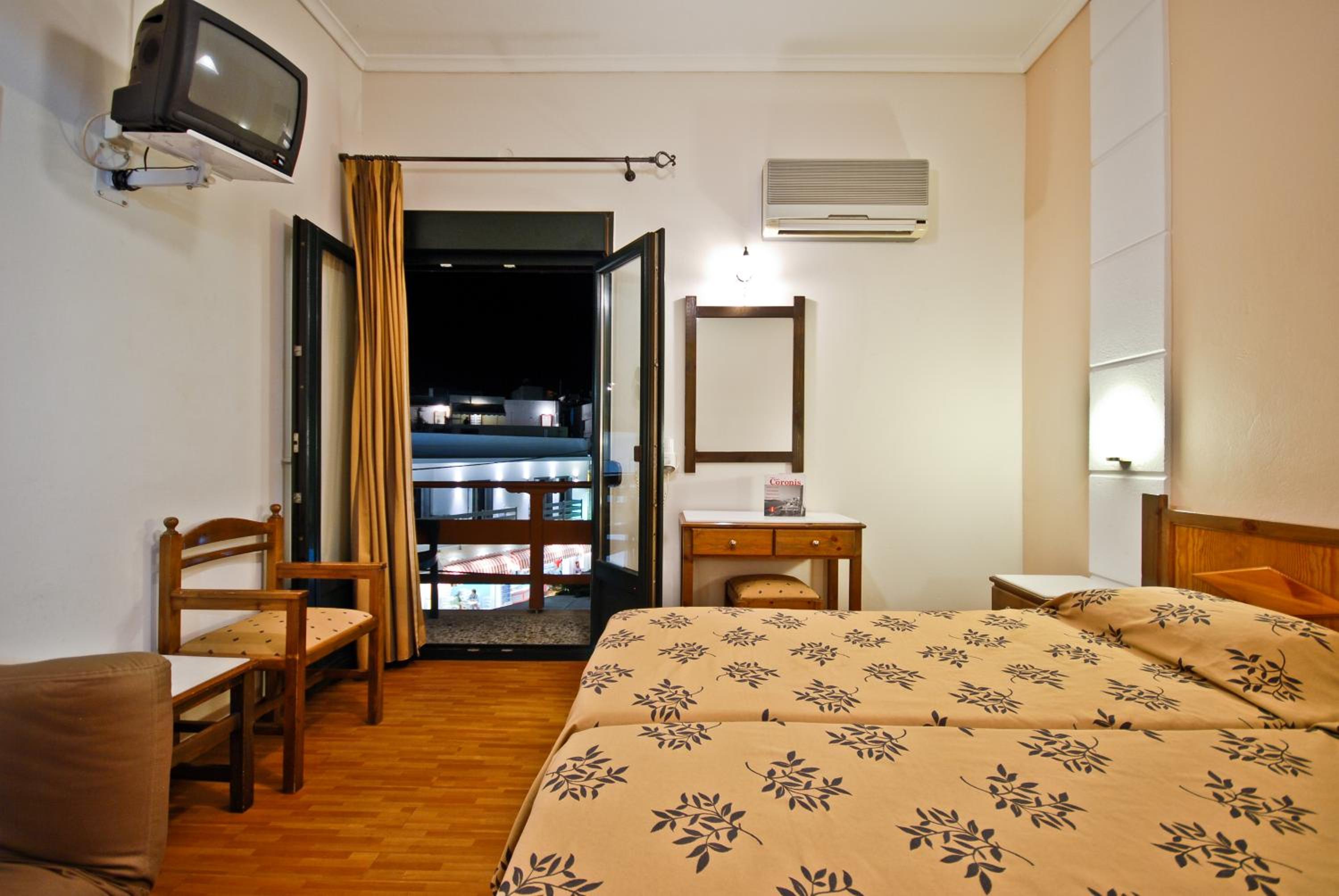 Double Room with Port View