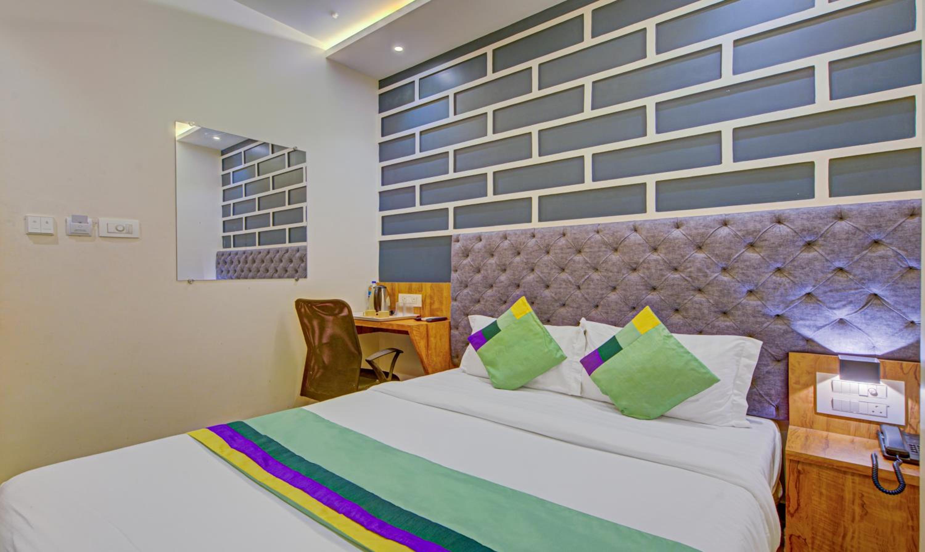 Standard Double Room - Photo 3