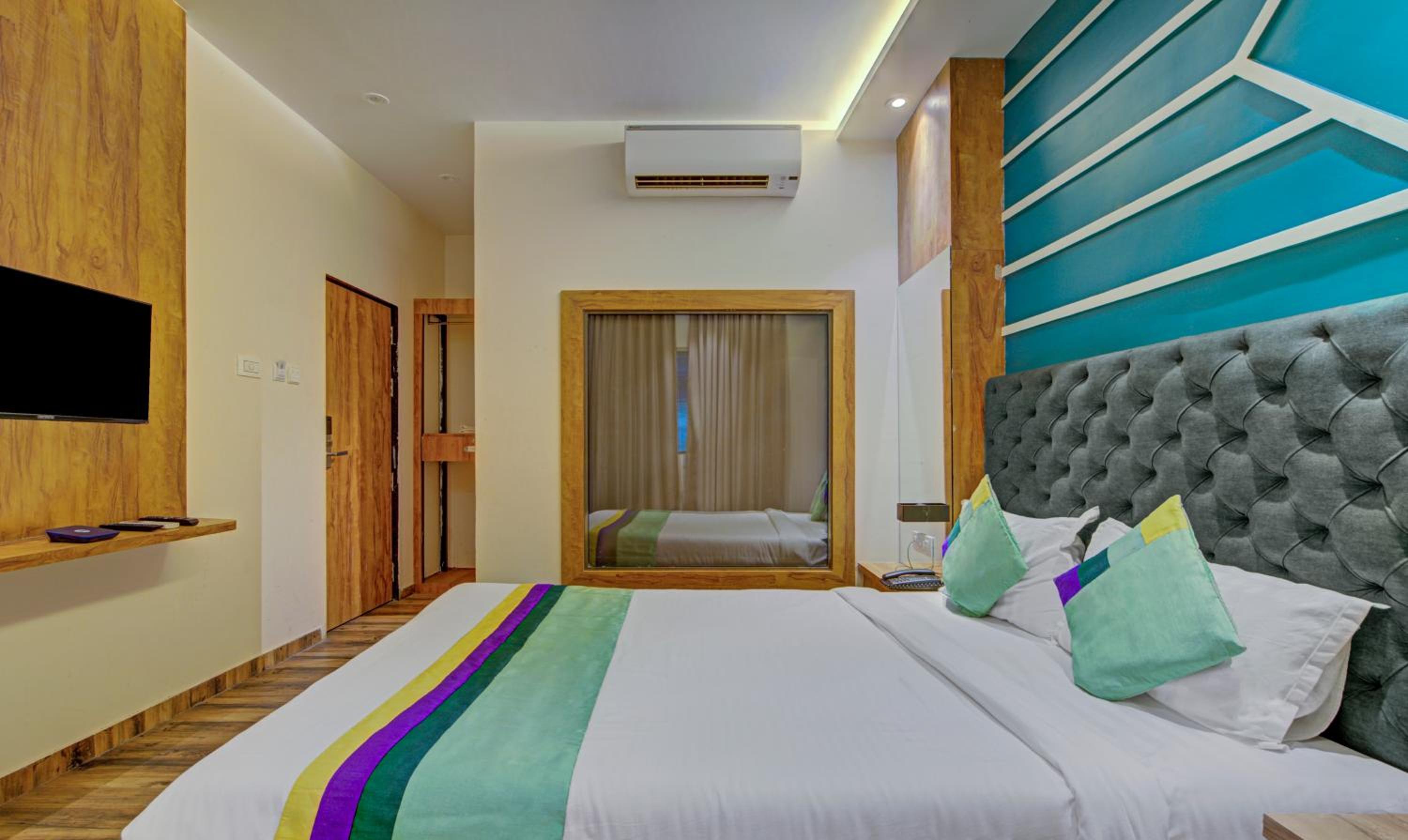 Deluxe Double Room - Photo 4