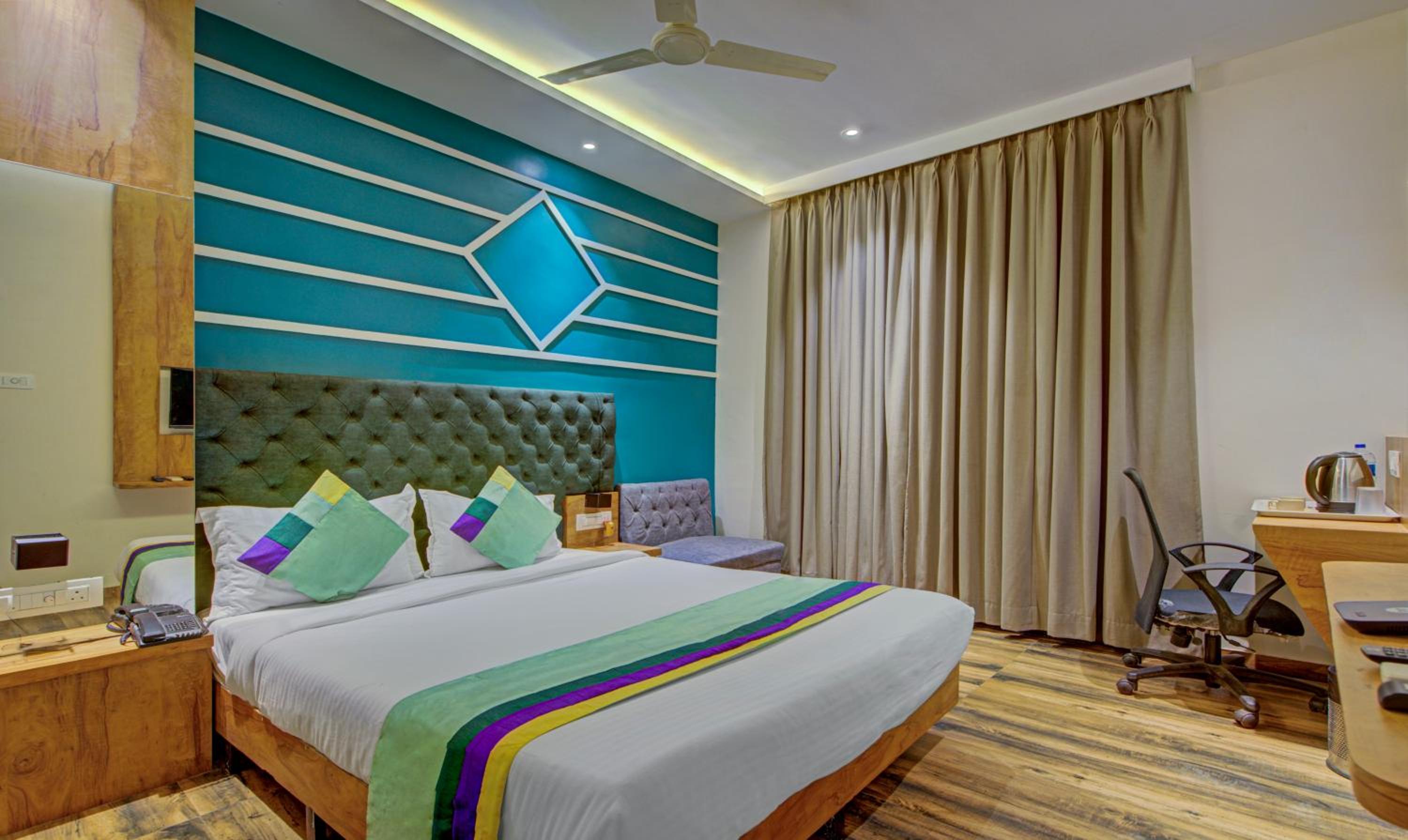 Deluxe Double Room - Photo 1