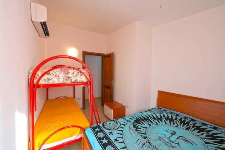 Two-Bedroom House photo 3