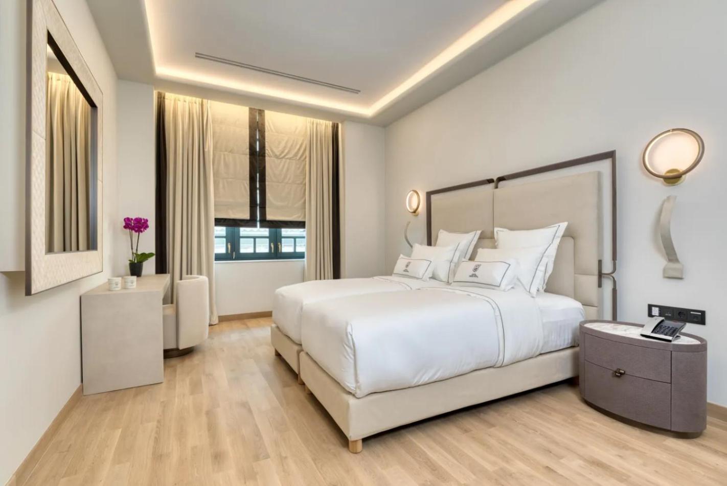 Junior Suite Side Sea View (Accessible) - Photo 2