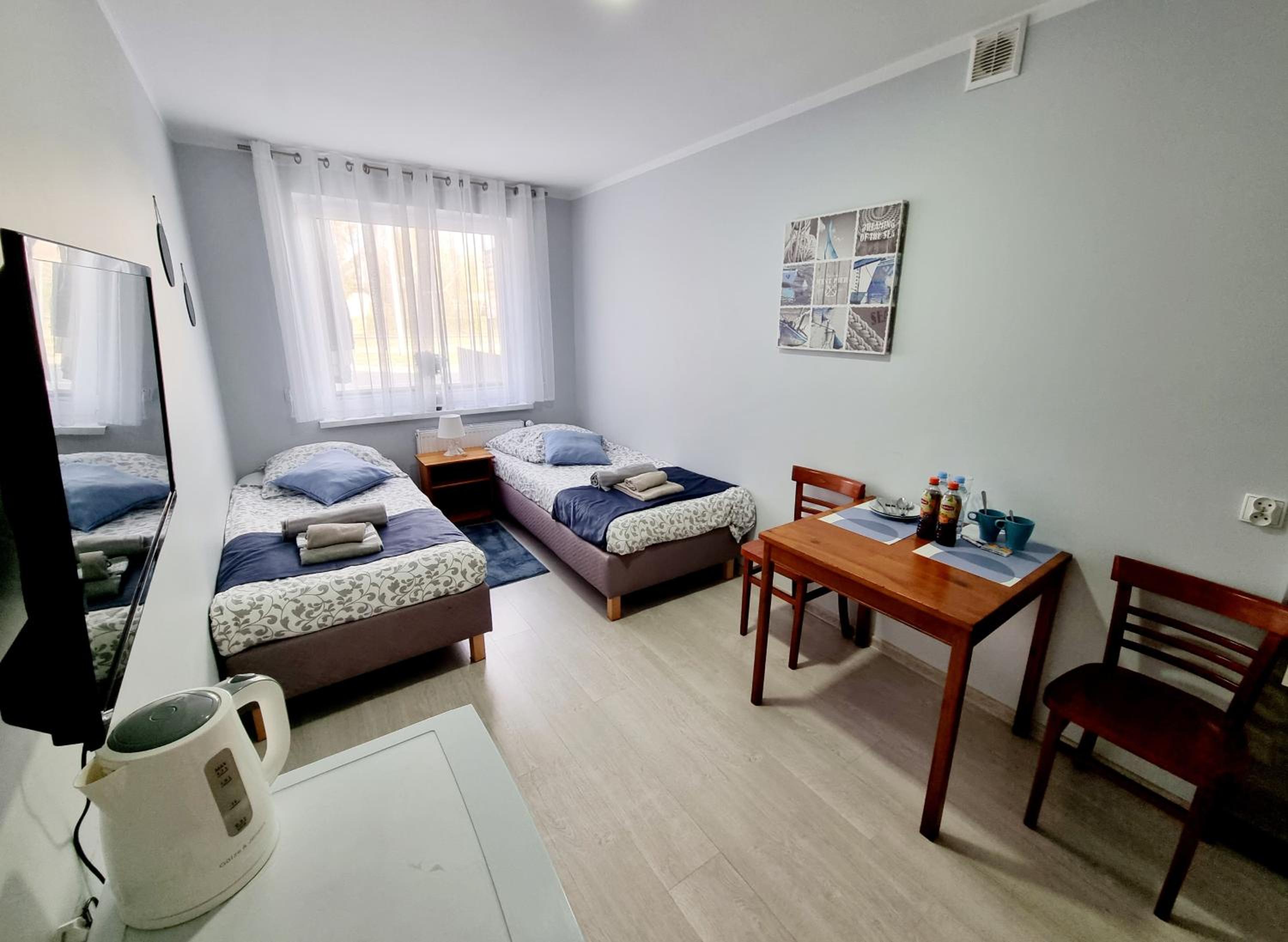 Double or Twin Room - Disability Access photo 2