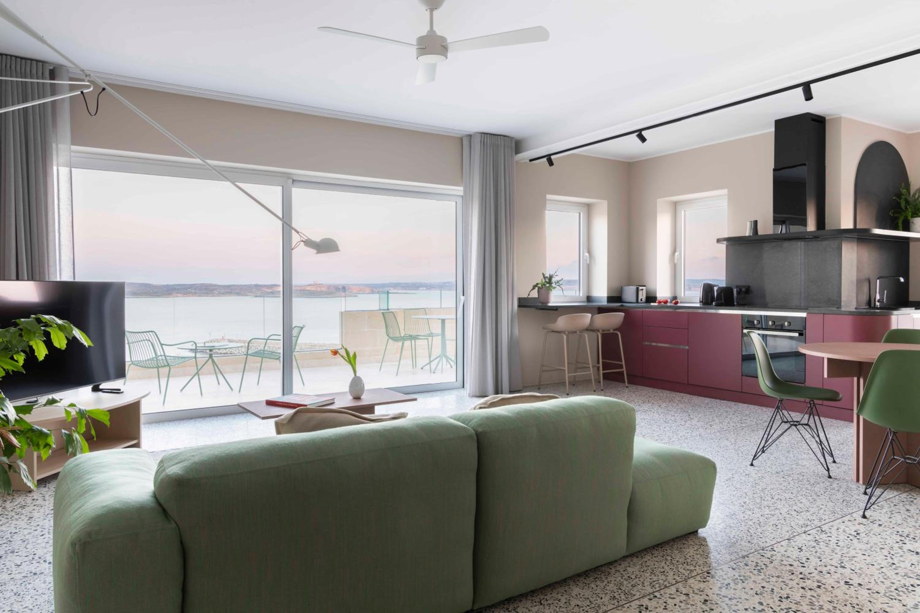 One-Bedroom Apartment (no Pool) photo 1