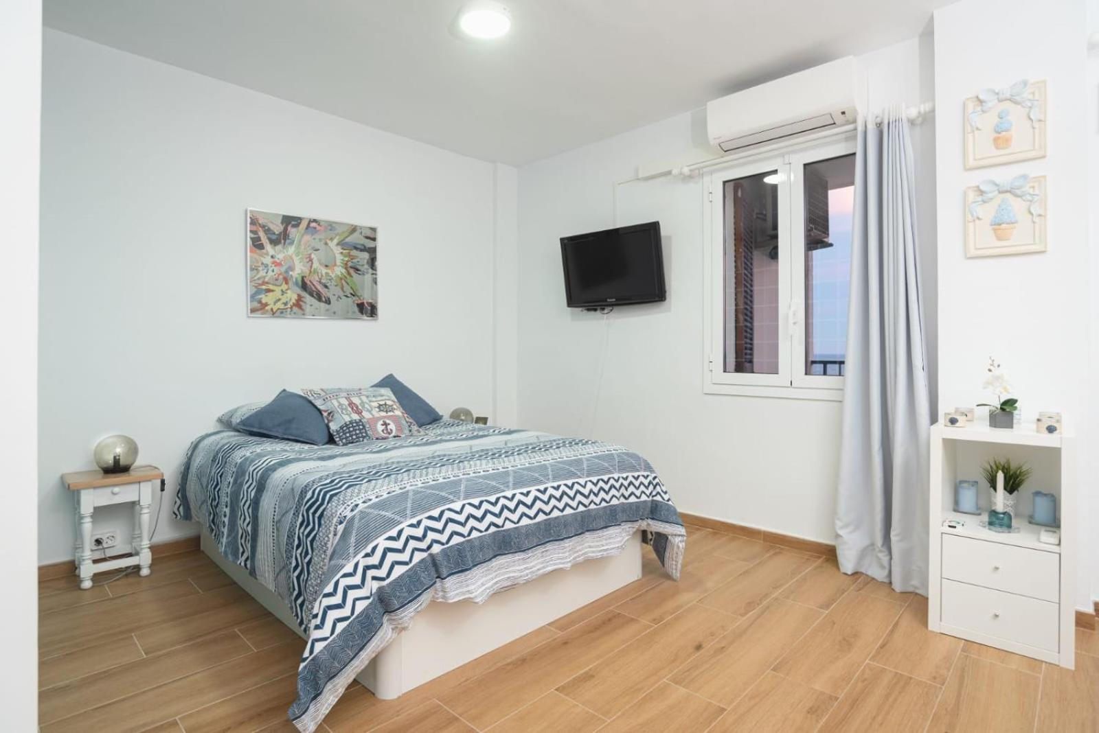 Apartment with Terrace - Photo 40