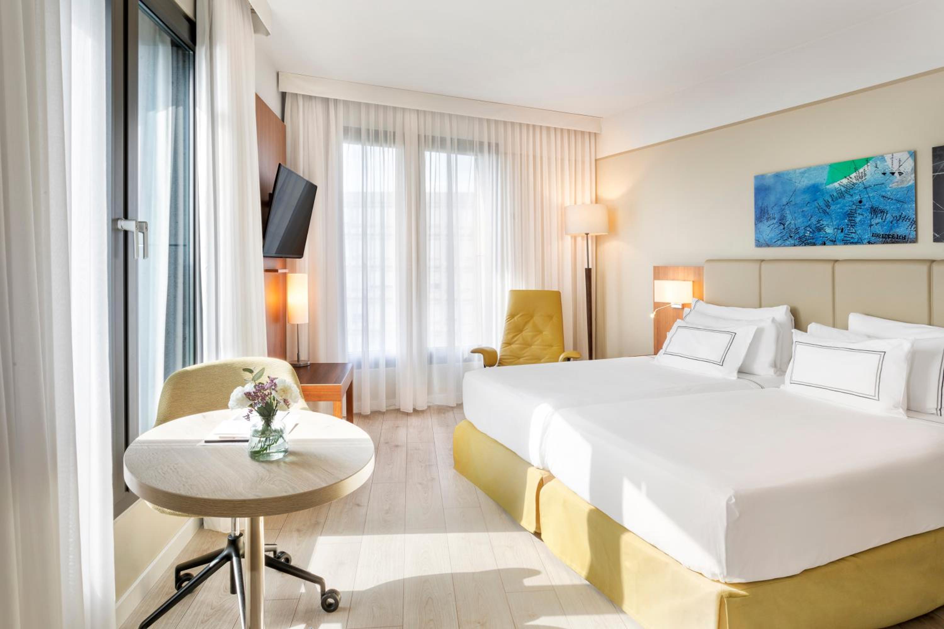 The Level Grand Suite and Executive Lounge Access