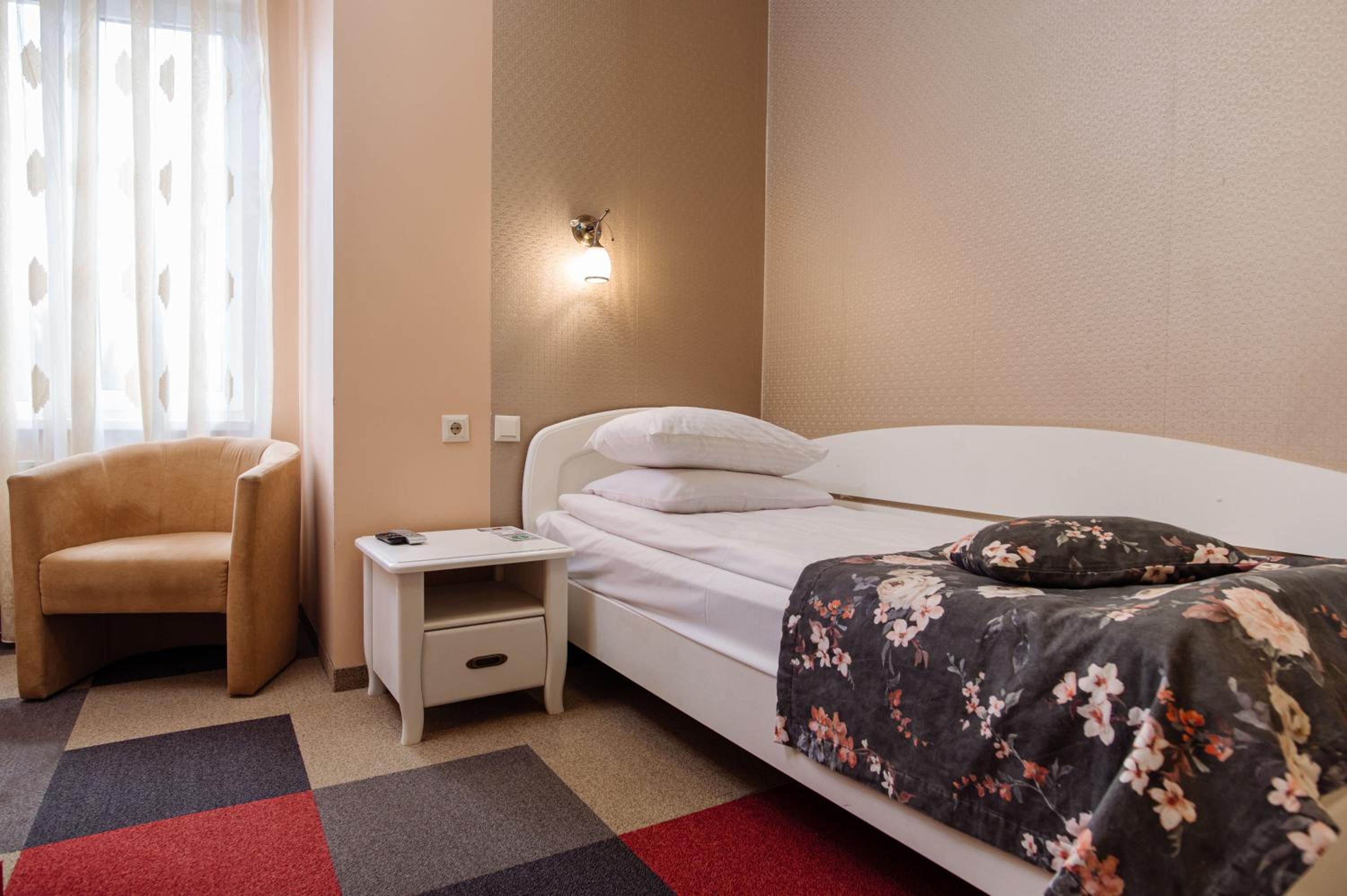 Single Room with Park View photo 1