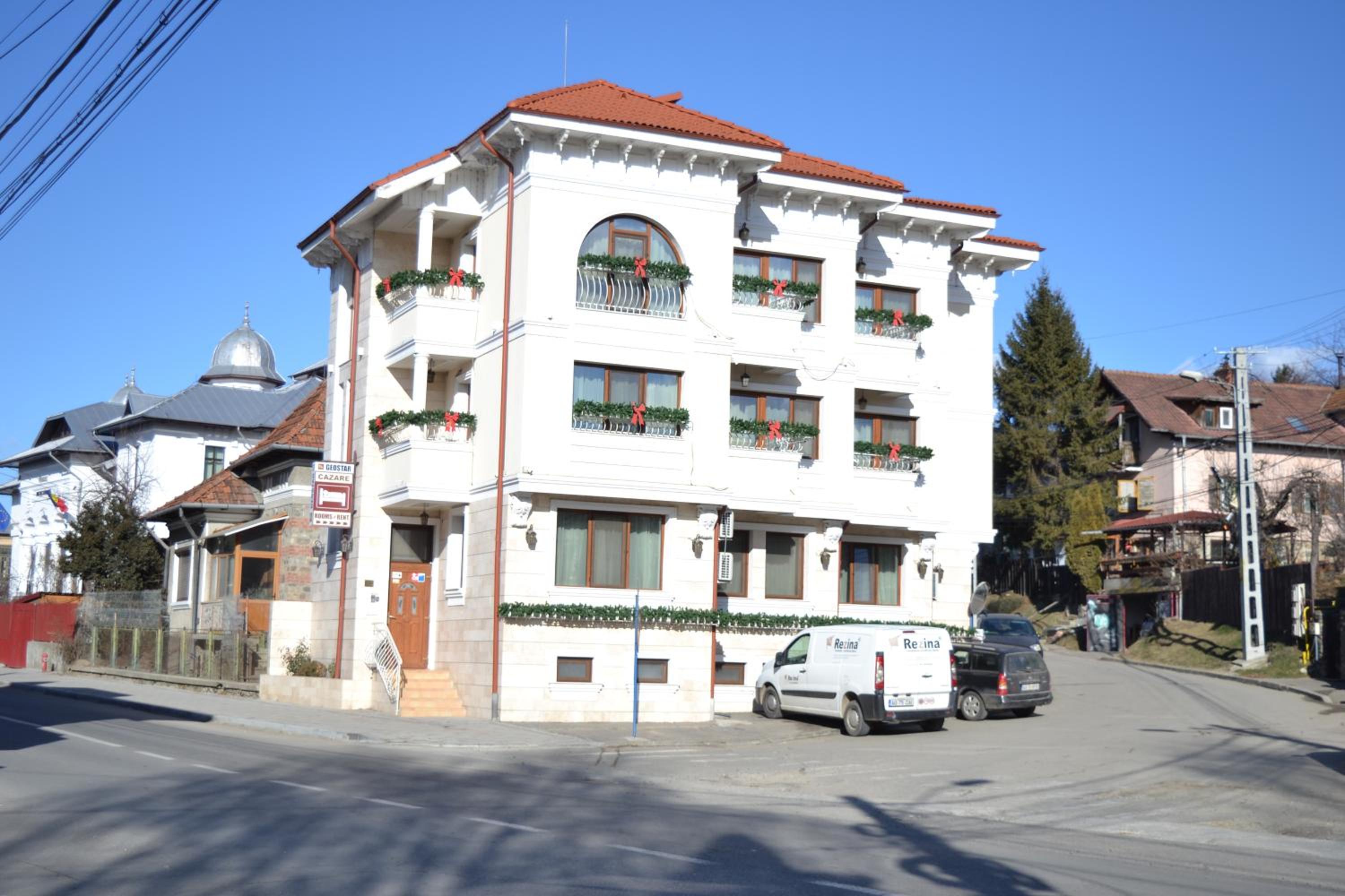 Villa photo 2