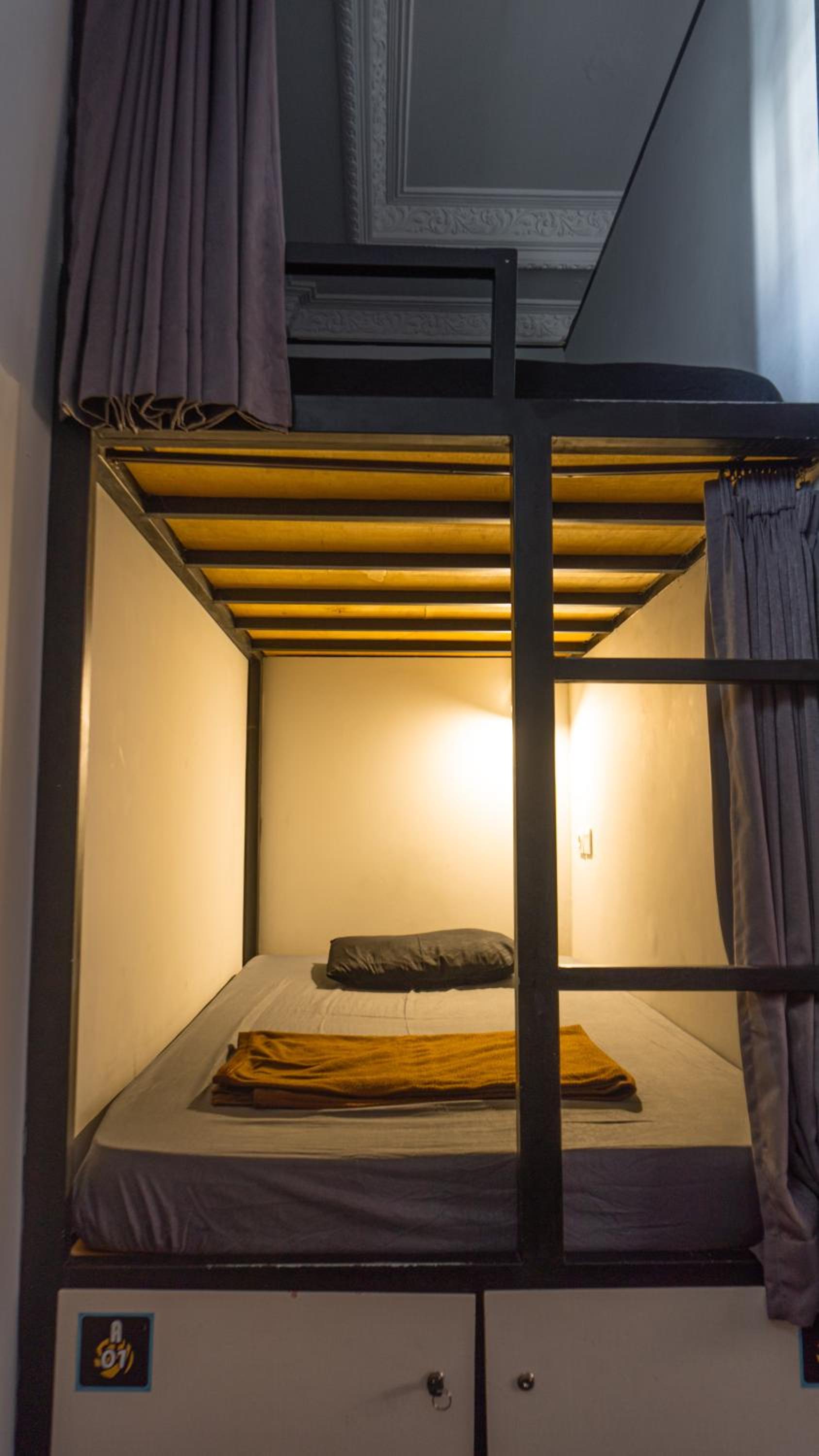 Single Bed in Mixed Dormitory Room photo 1