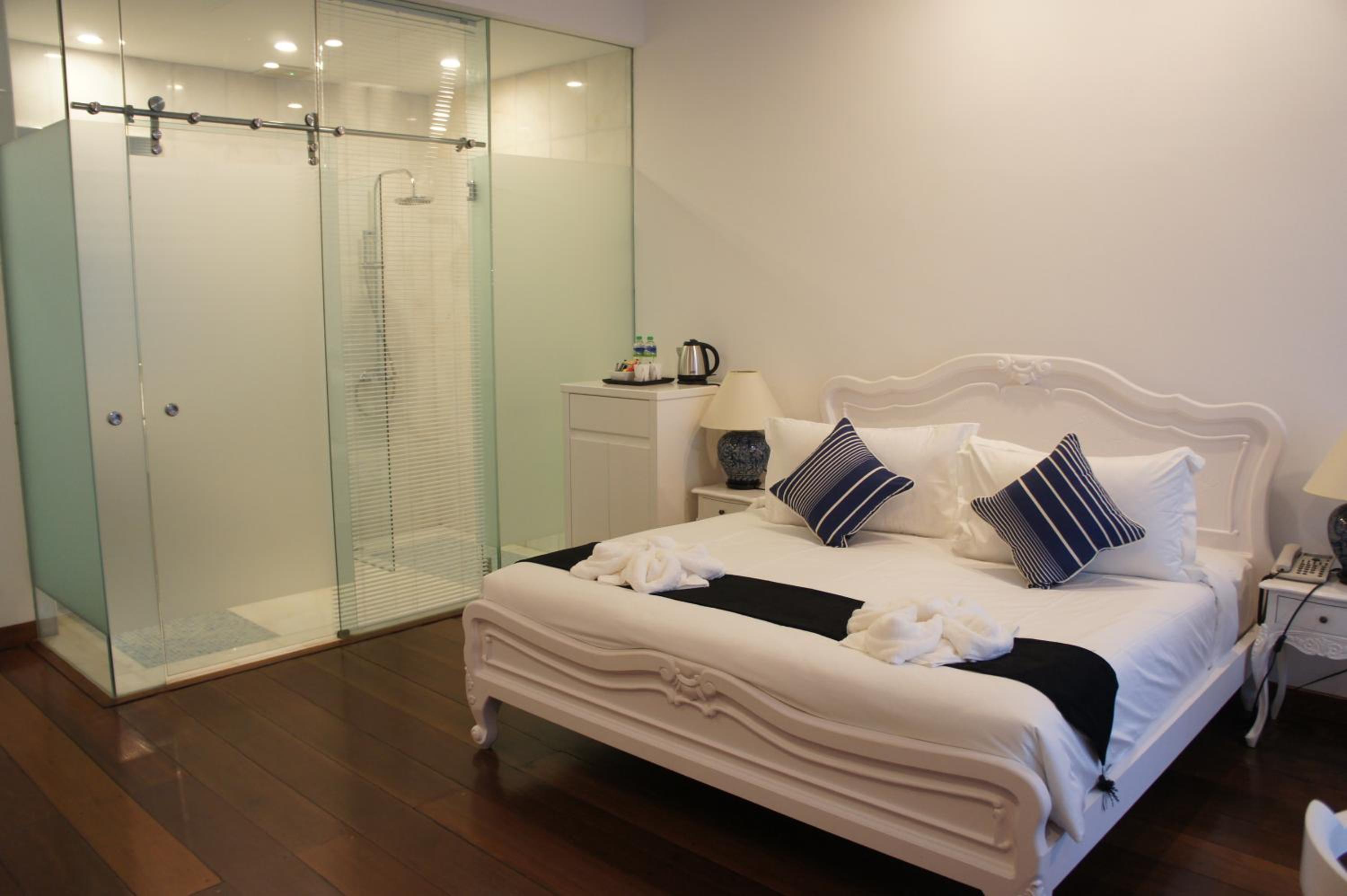 Junior Deluxe Suite