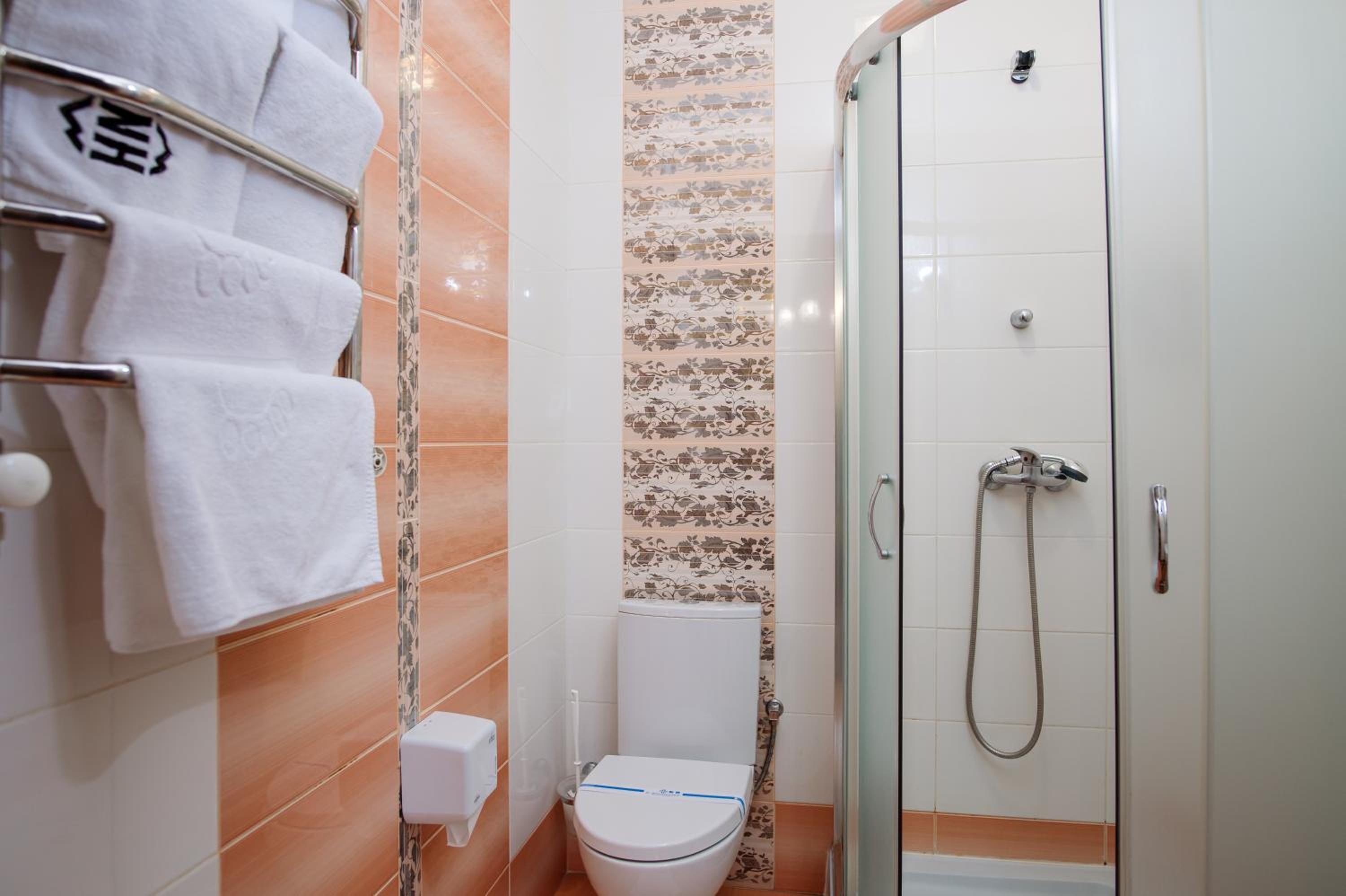Deluxe Double Room with Balcony photo 3