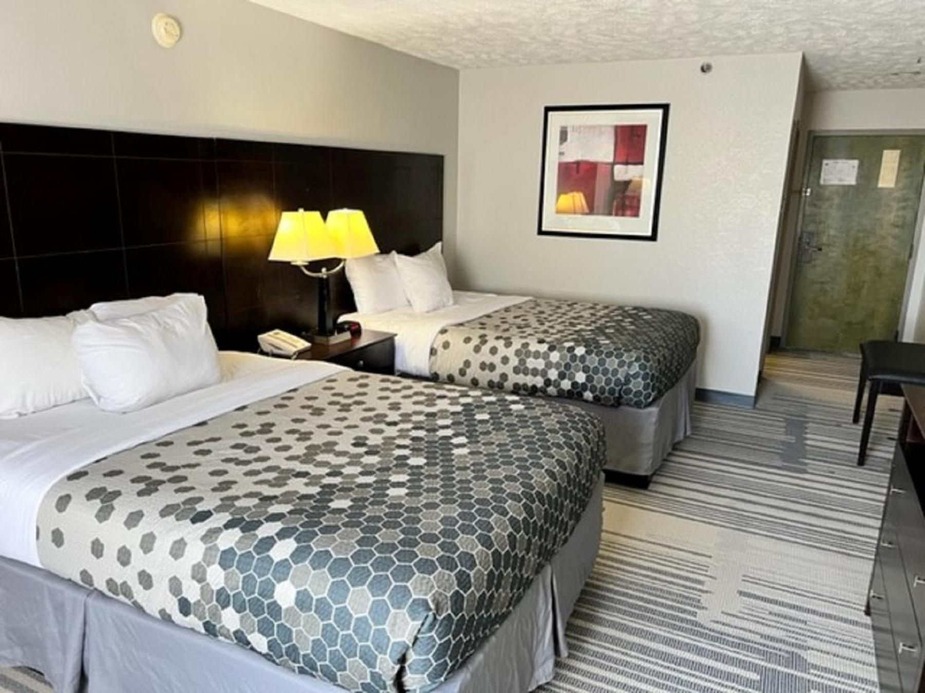 Standard Queen Room with Two Queen Beds
