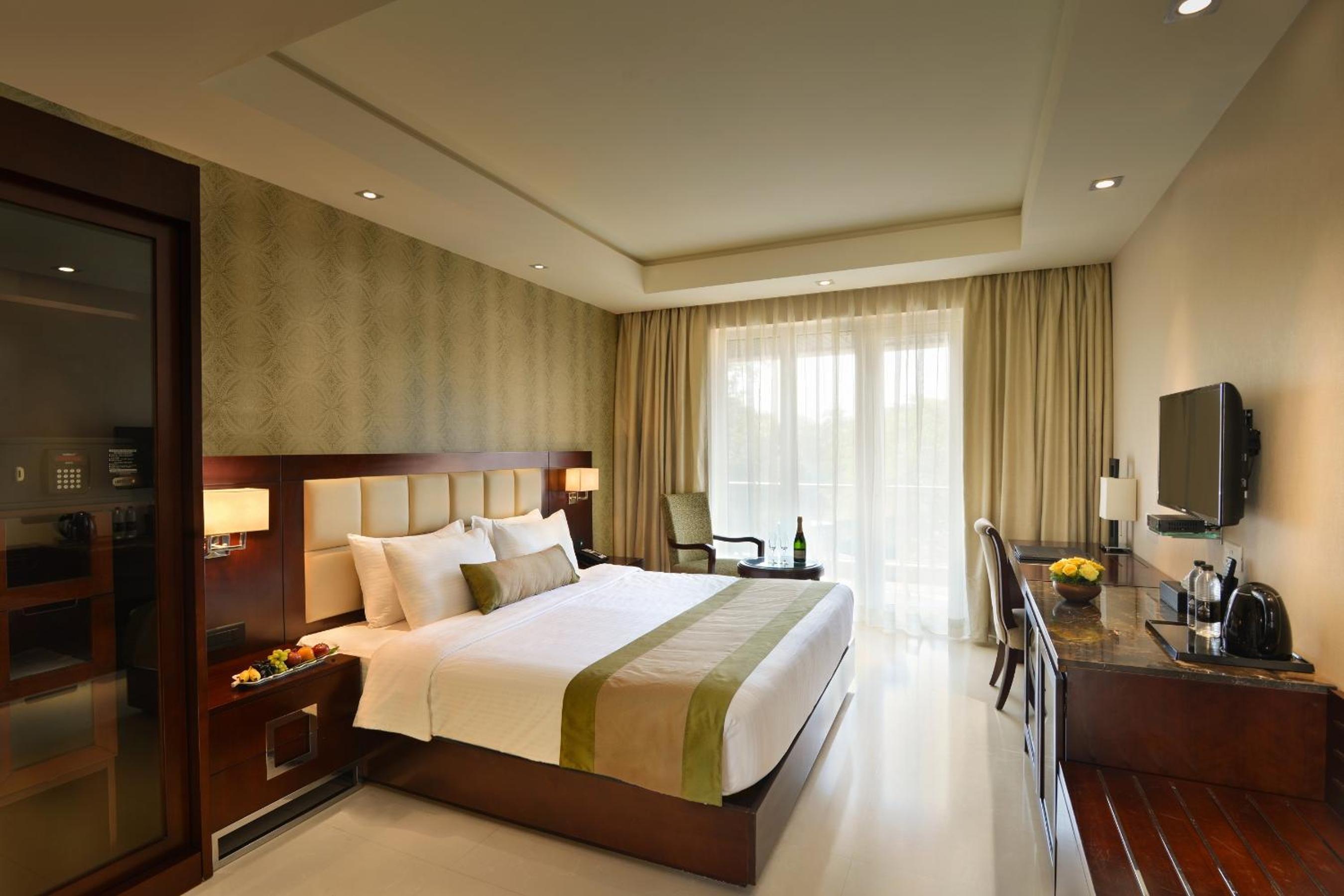 Superior Double or Twin Room - 20% off on F&B and Spa, 10% discount on two way airport transfers - Photo 1