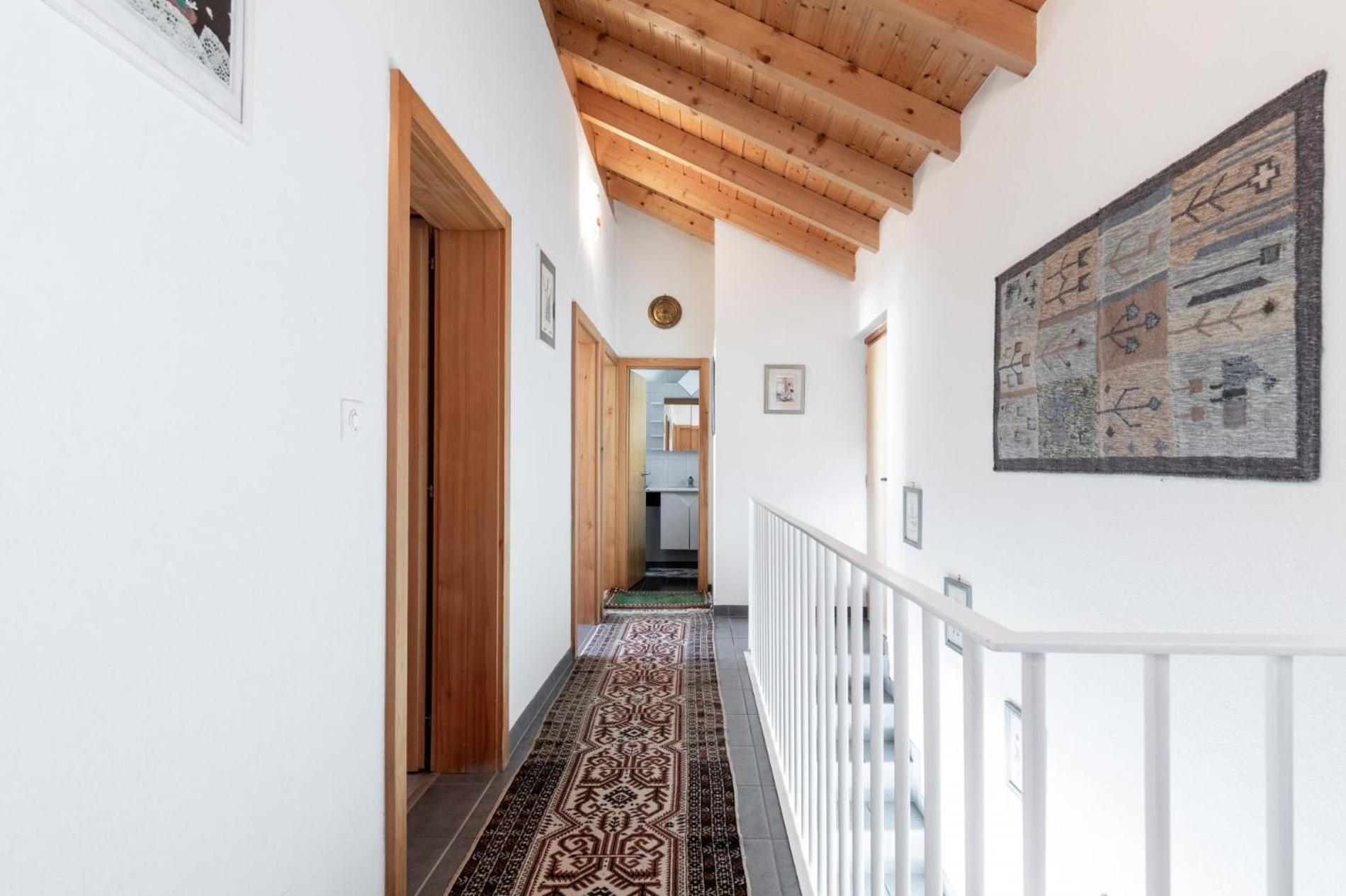 Four-Bedroom House photo 2