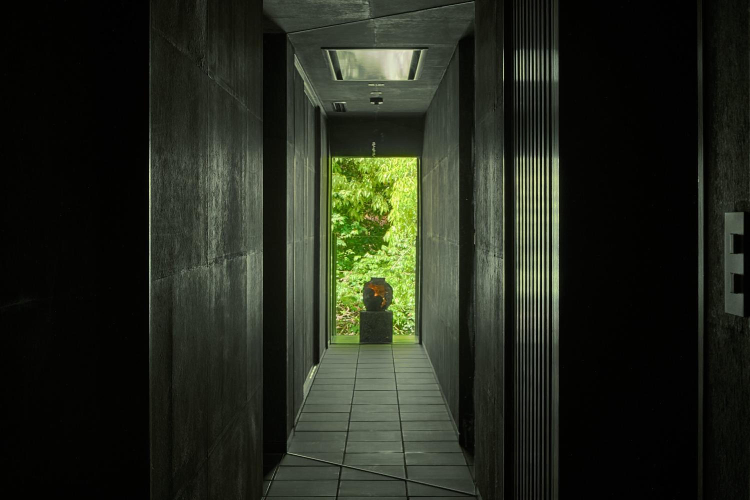 Japanese-Style Modern Art Suite Room with Open-Air Hot Spring Bath【Kohoo】 photo 2