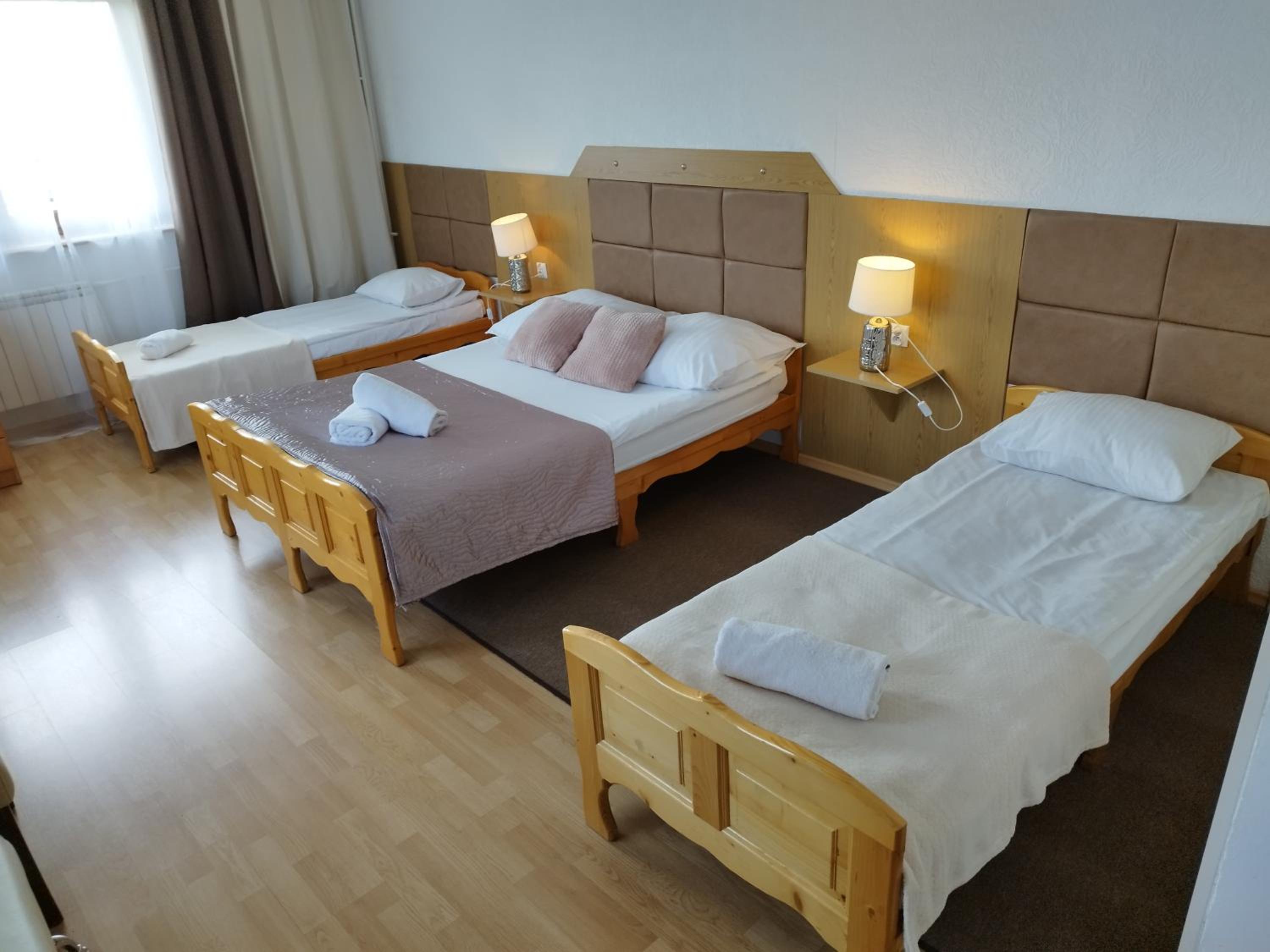 Quadruple Room with Mountain View