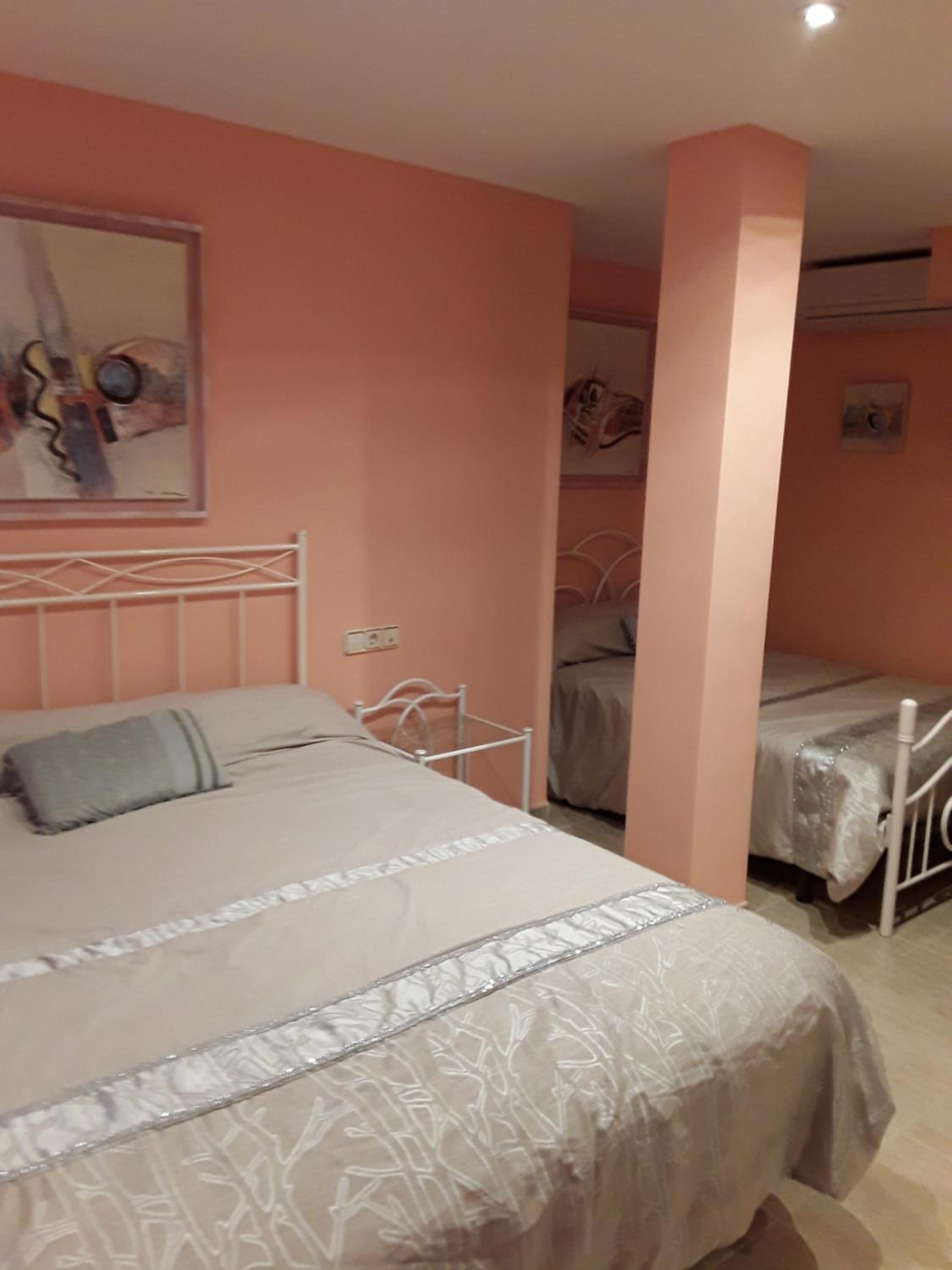 Casa de cuatro habitaciones