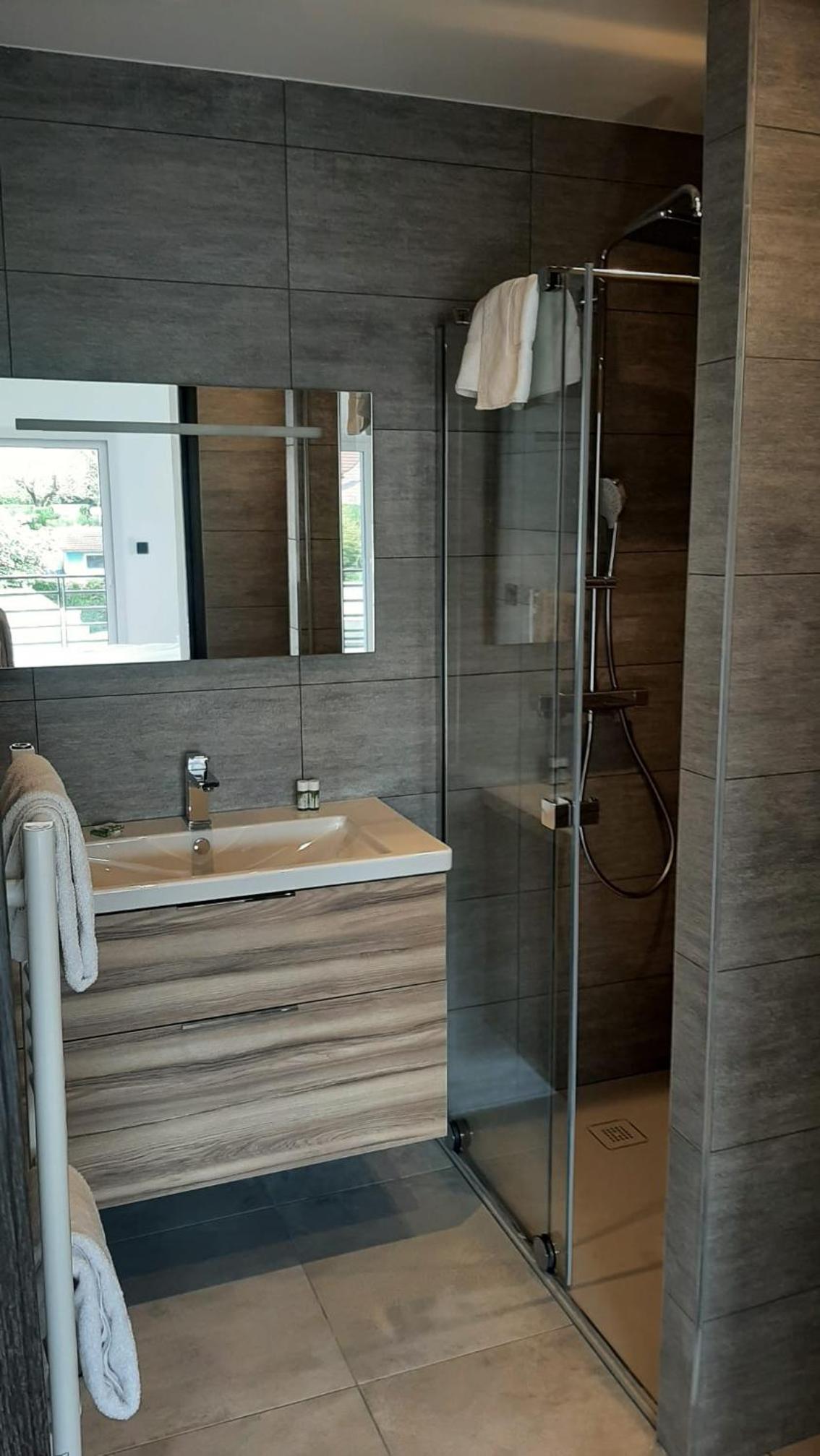 Three-Bedroom Villa - Photo 13