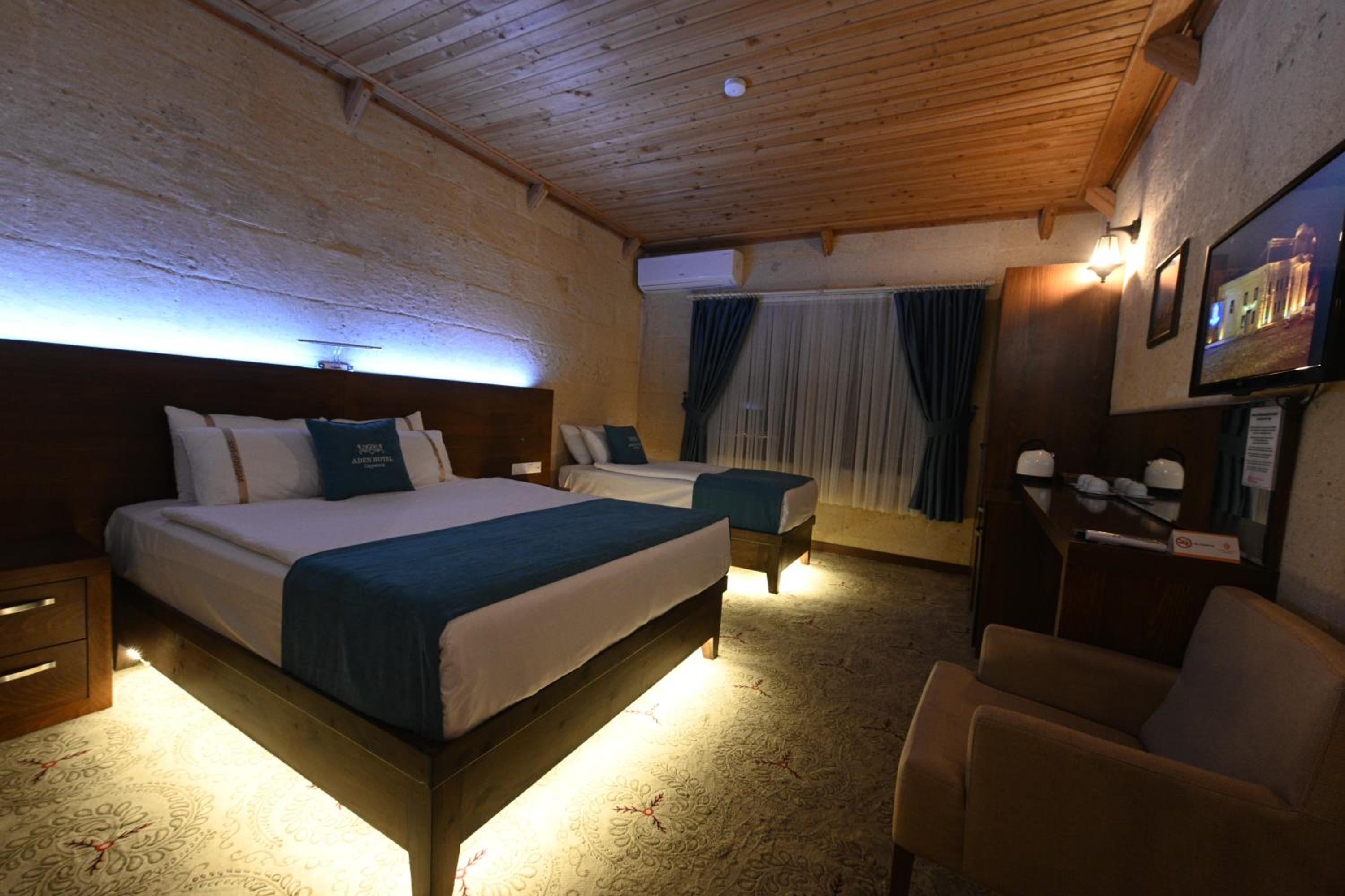 Standard Triple Room photo 2