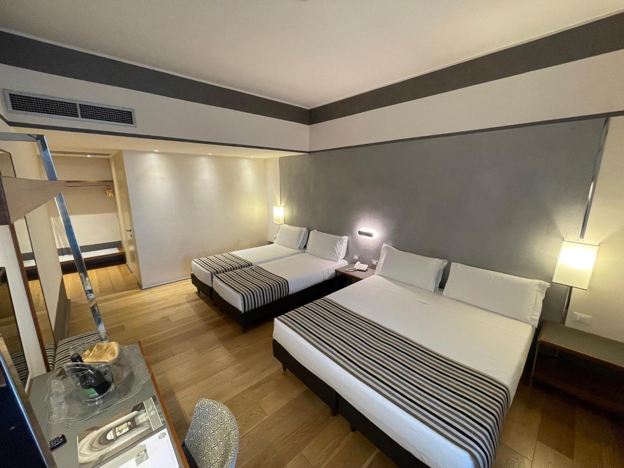Quadruple Room photo 1