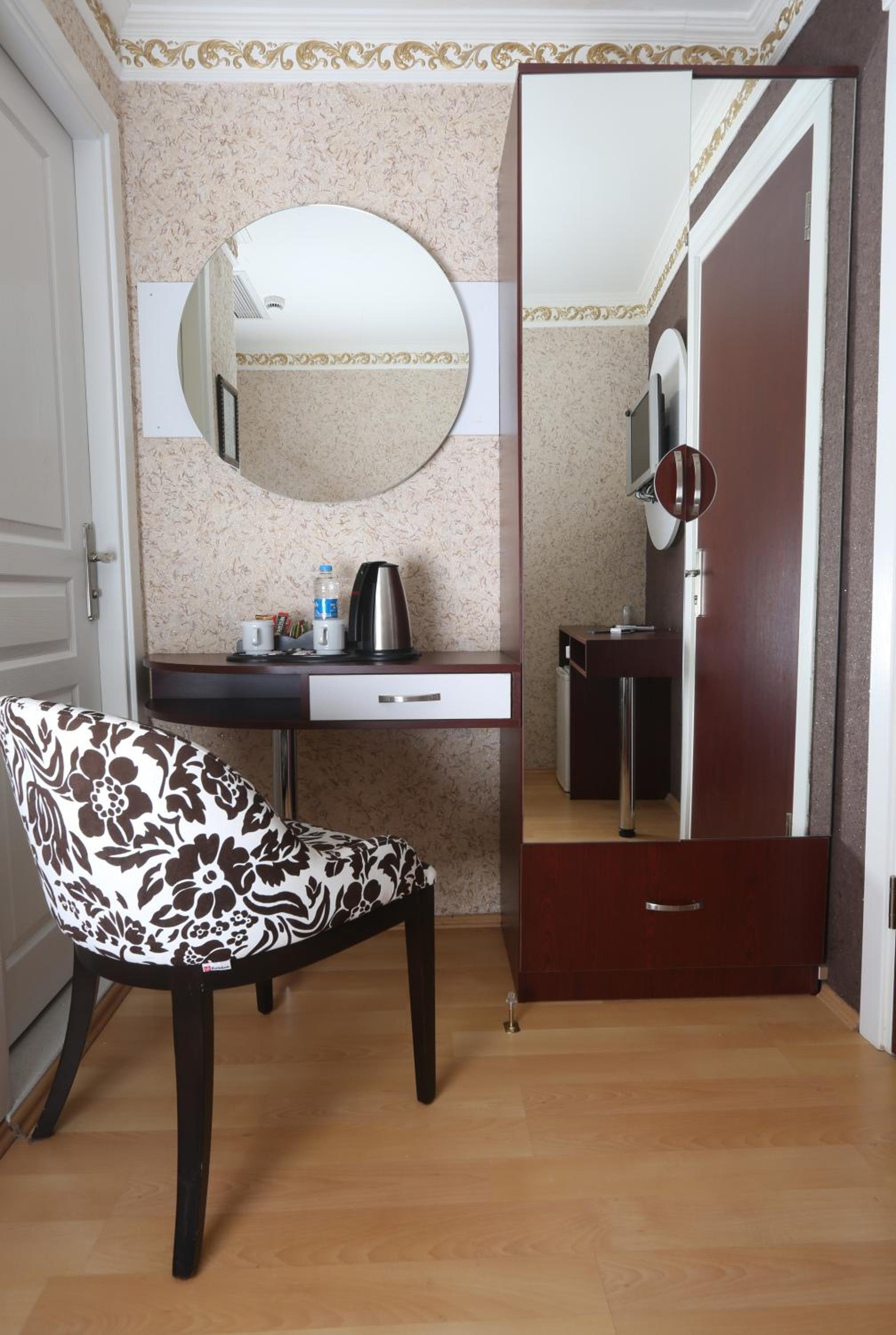 Standard Single Room photo 2