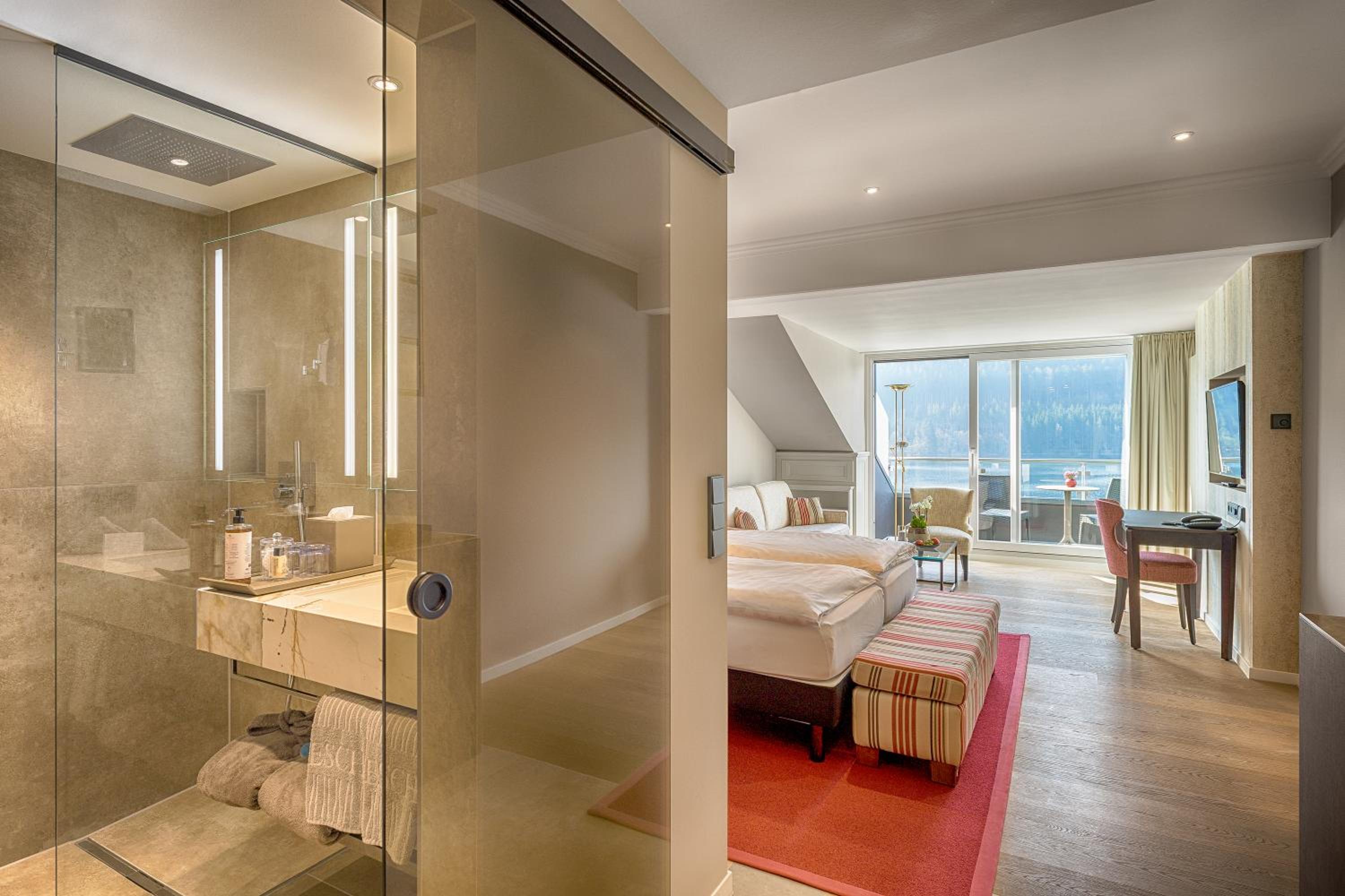 Superior Double Room with Lake View and Balcony or Terrace photo 3