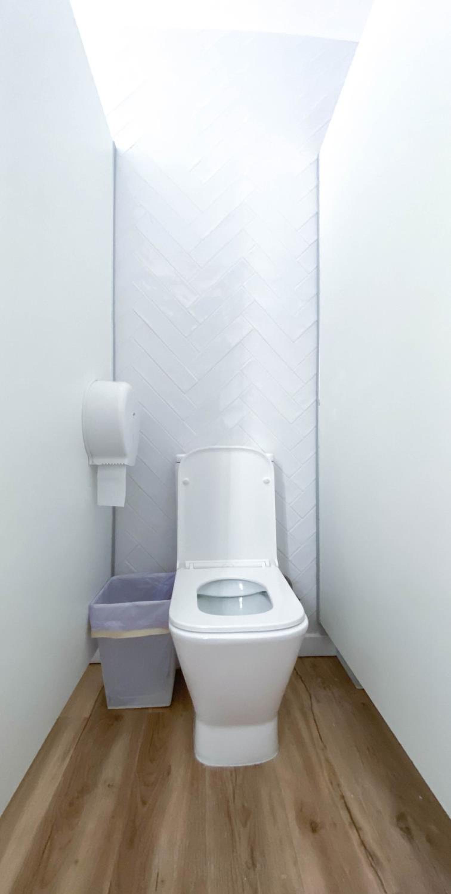 Economy Triple Room with Shared Bathroom photo 2