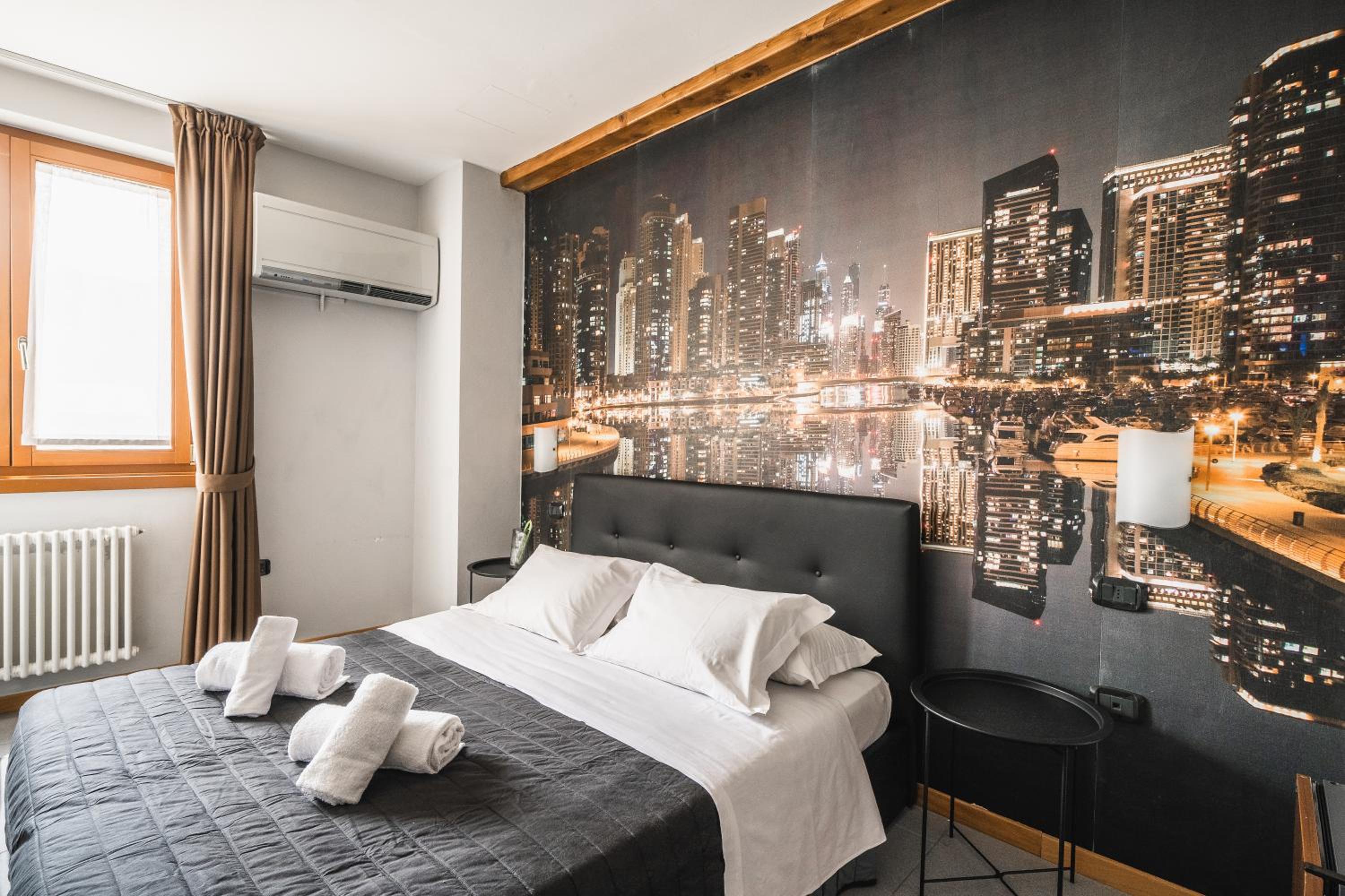 Standard Double Room - Photo 9