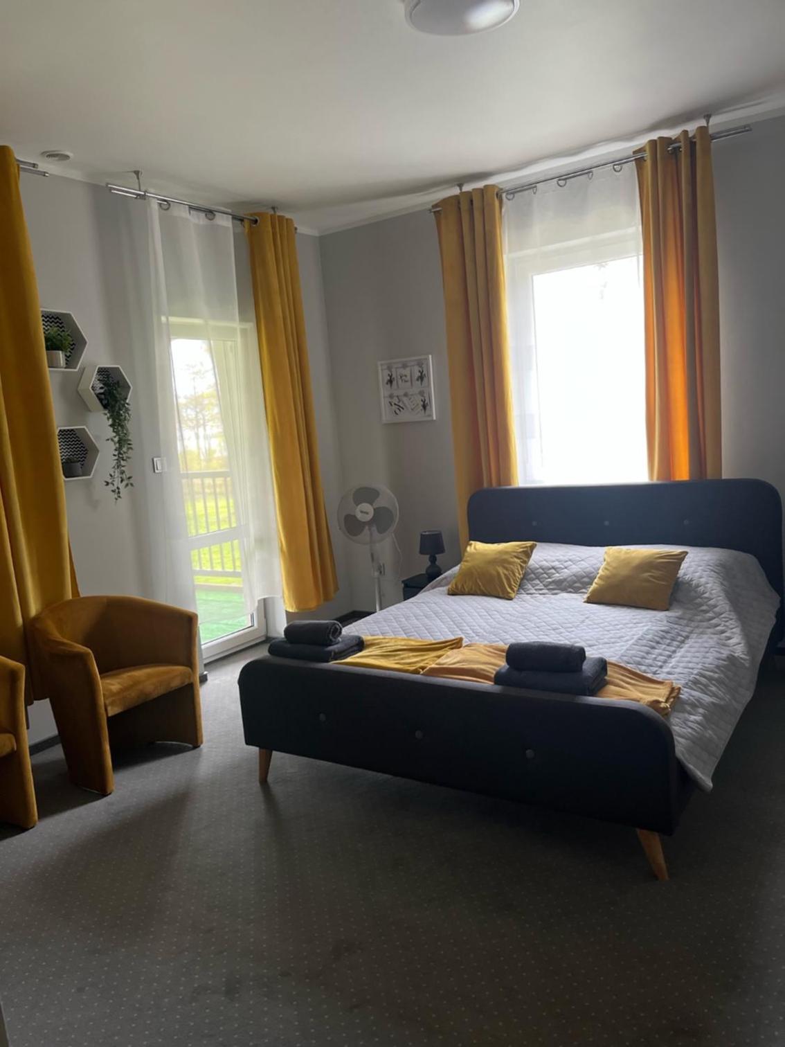 Large Double Room photo 1