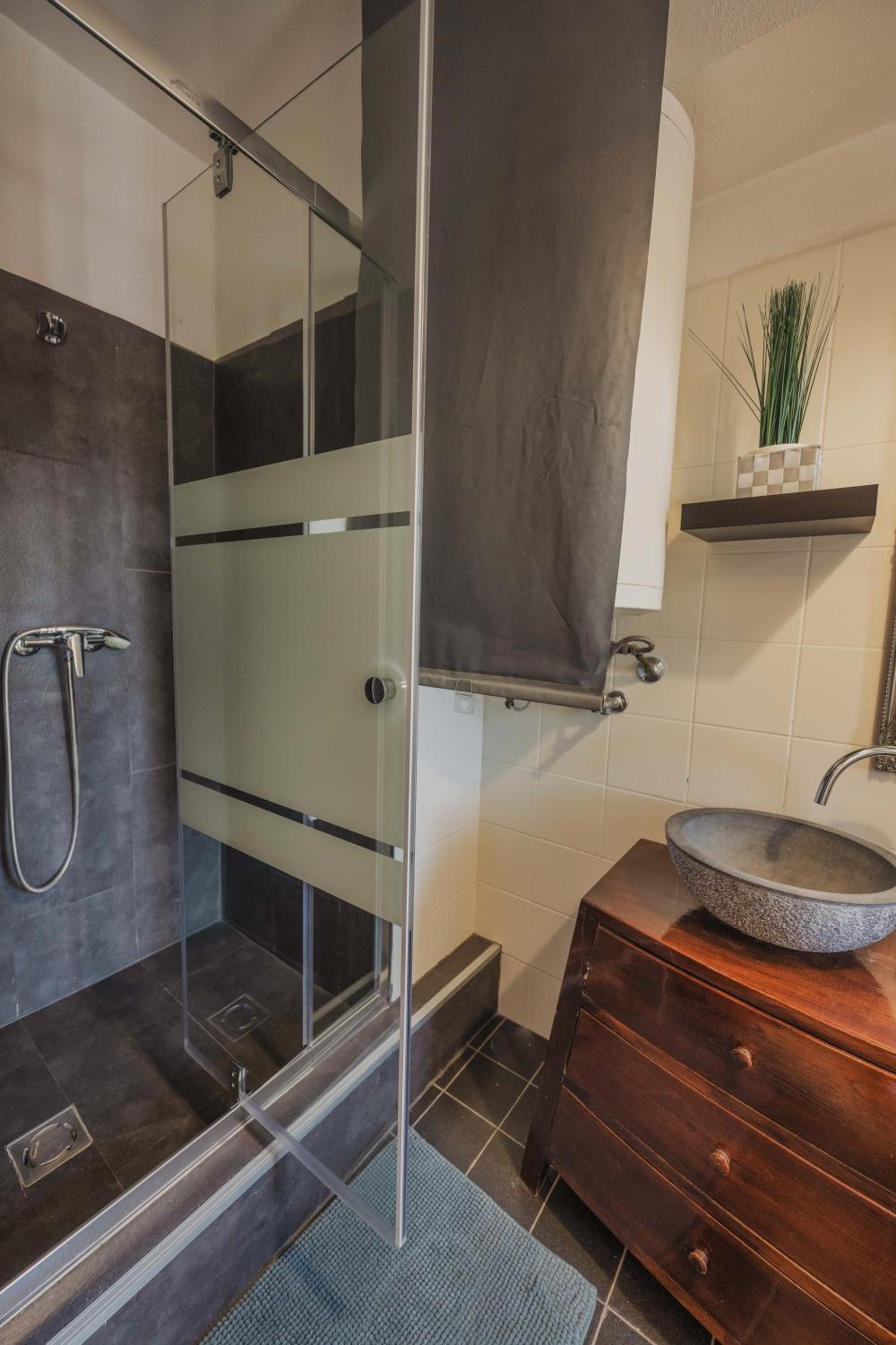 Apartment (2 Adults) - Photo 16