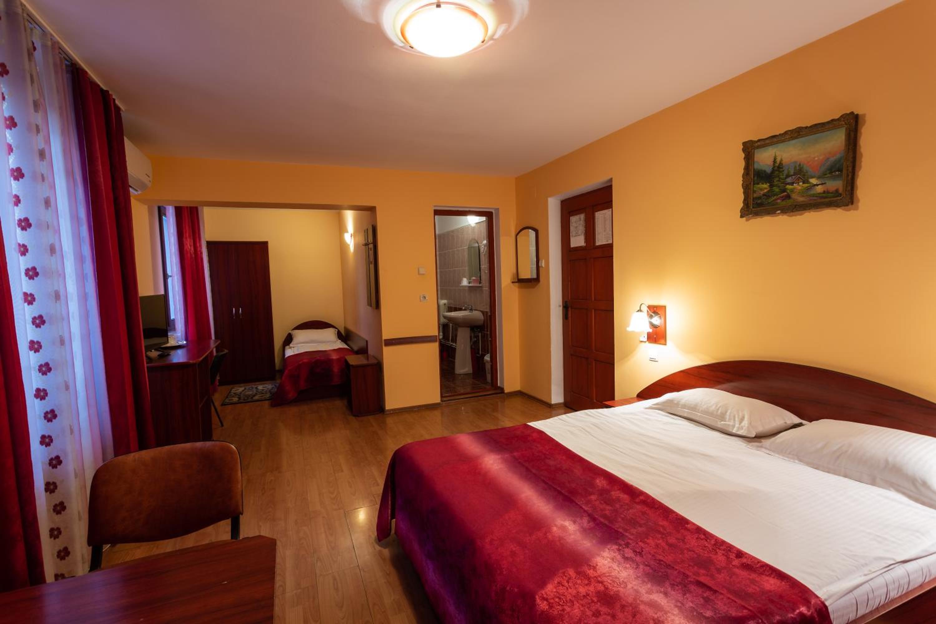 Triple Room photo 1