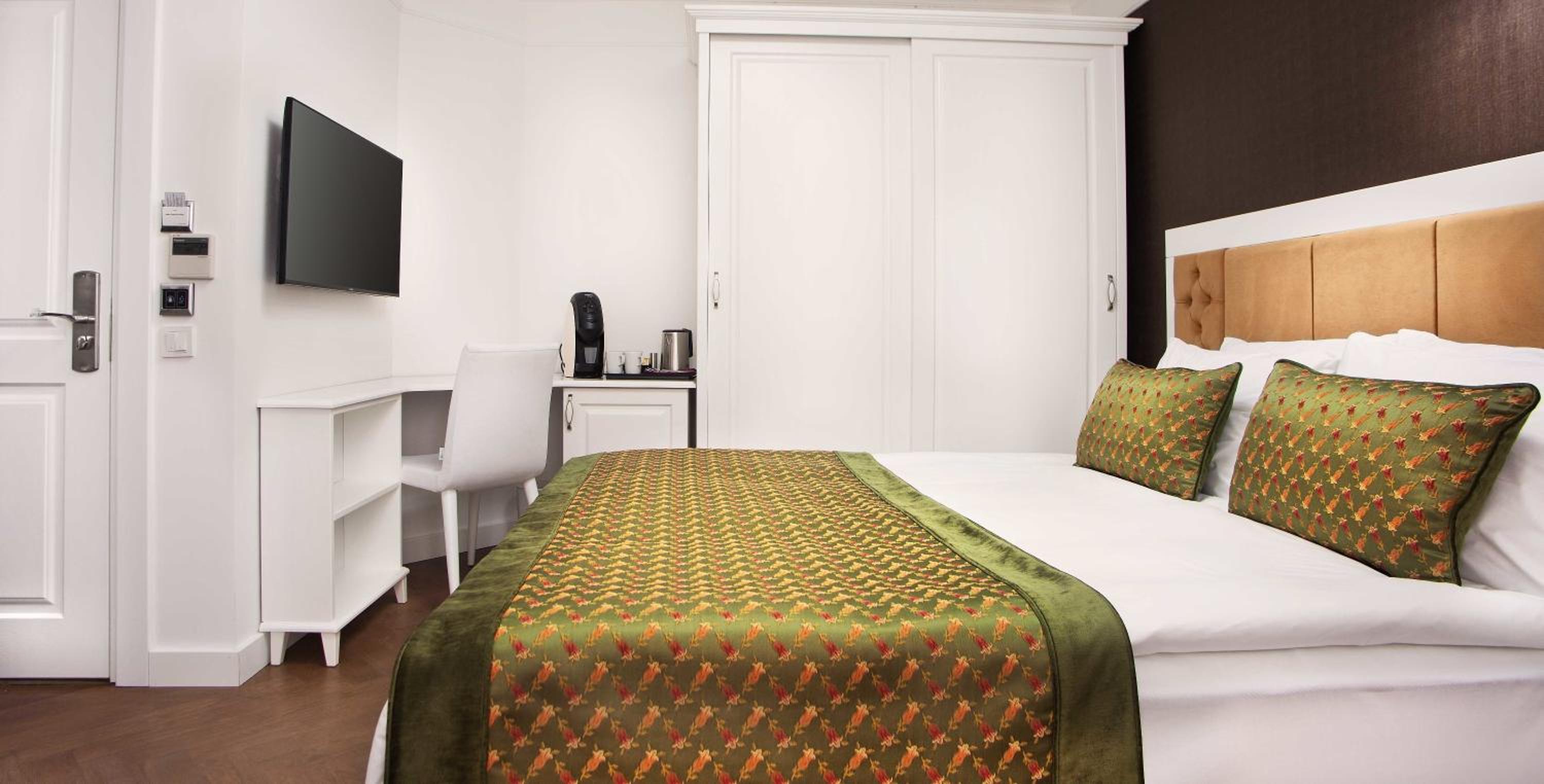 Standard Double Room photo 1