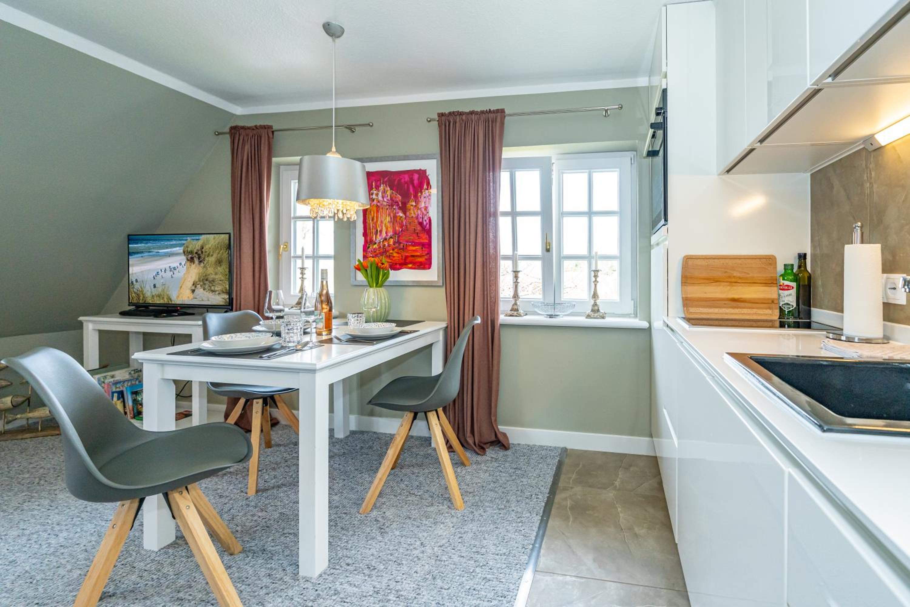 One-Bedroom Apartment - Photo 27