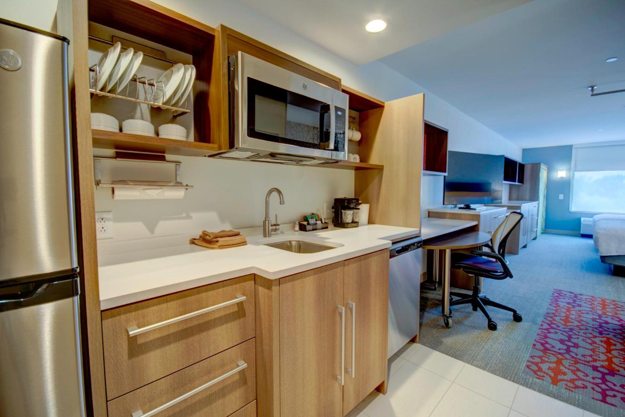 King Studio Suite - Photo 2