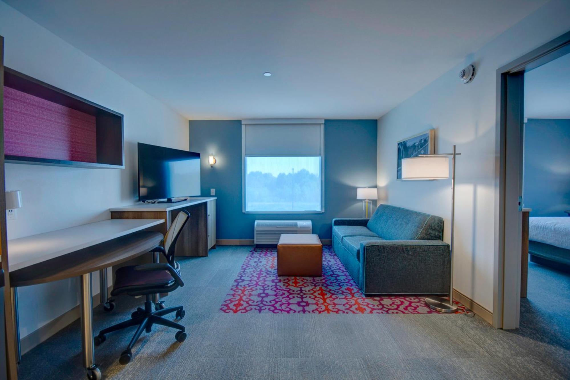 Queen Suite - Photo 7