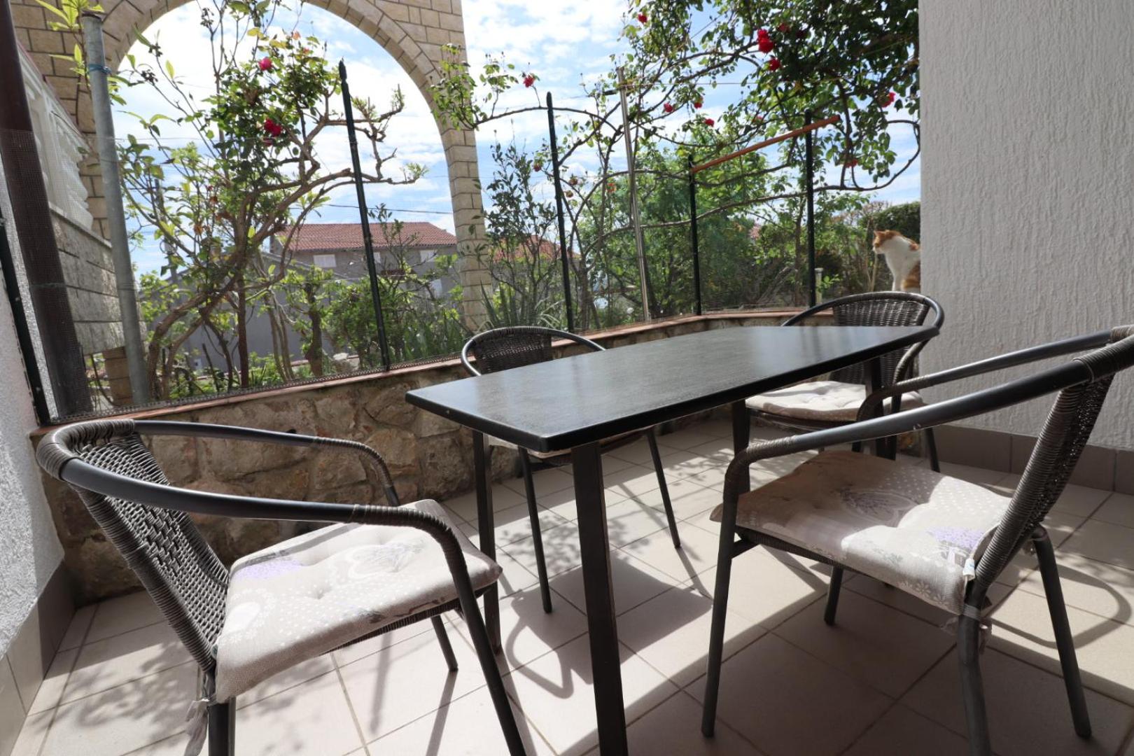 Family Room with Terrace - Photo 5
