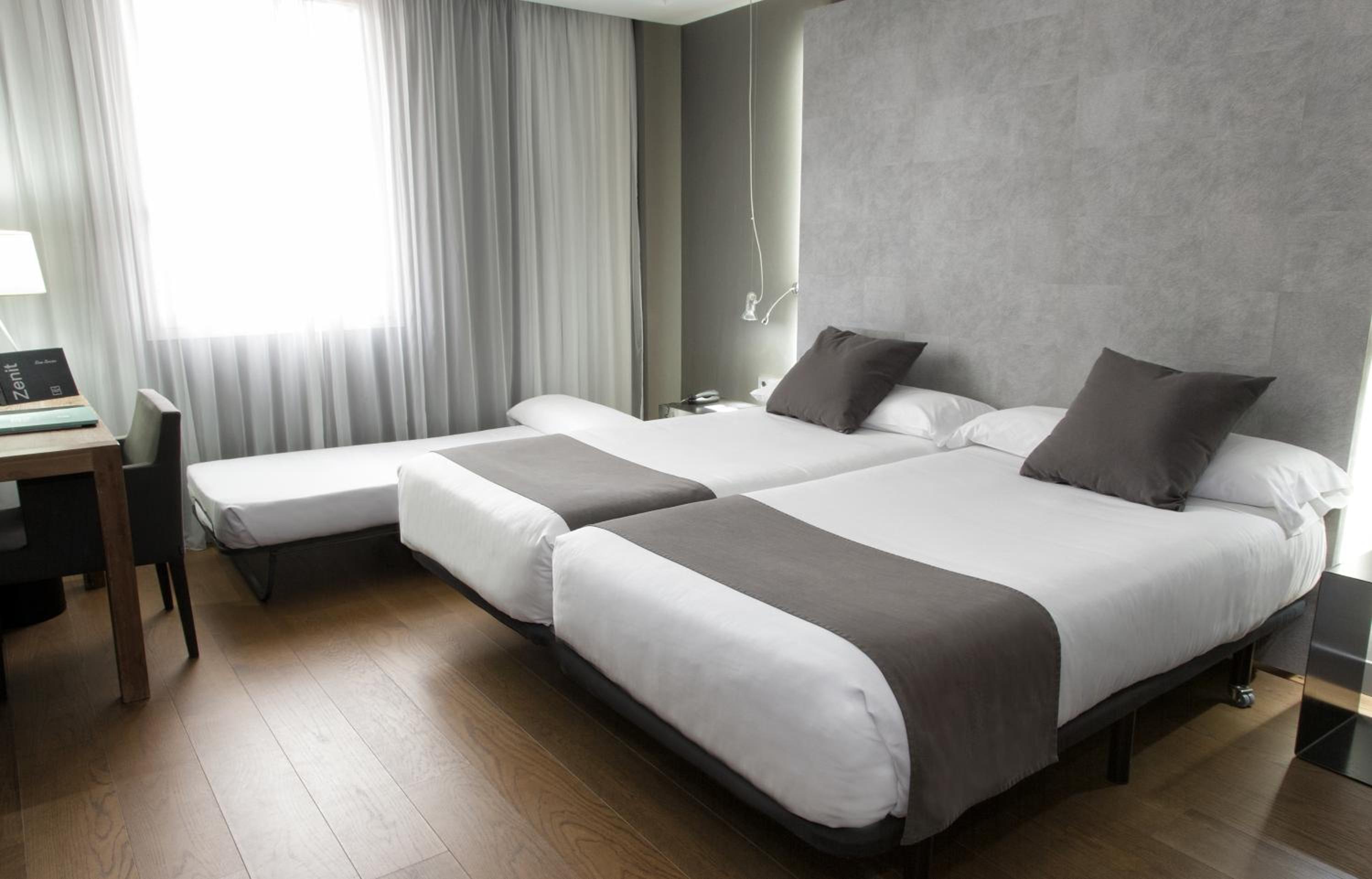 Habitación Doble con Cama Extra (3 Adultos)