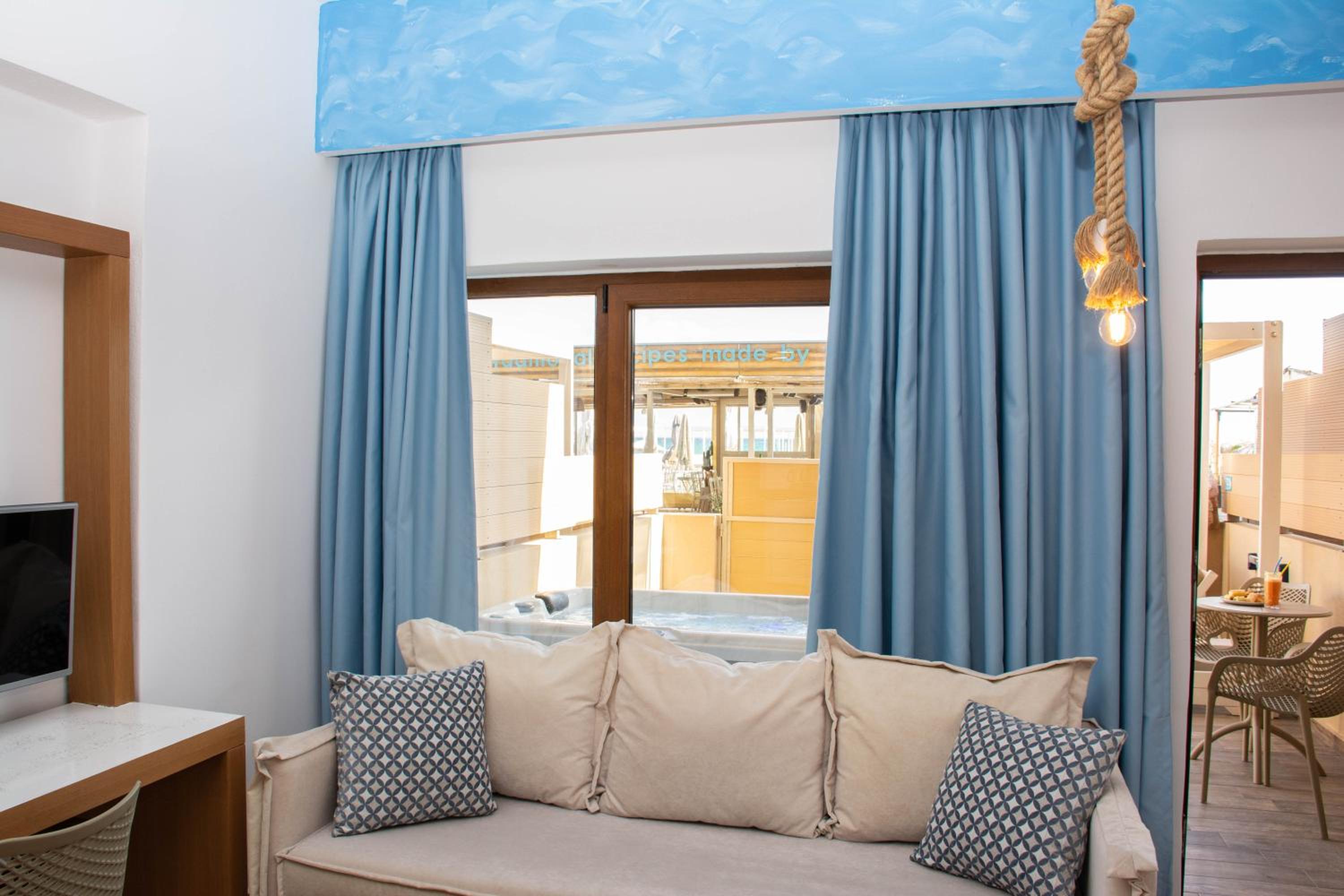 Junior Suite with Hot Tub