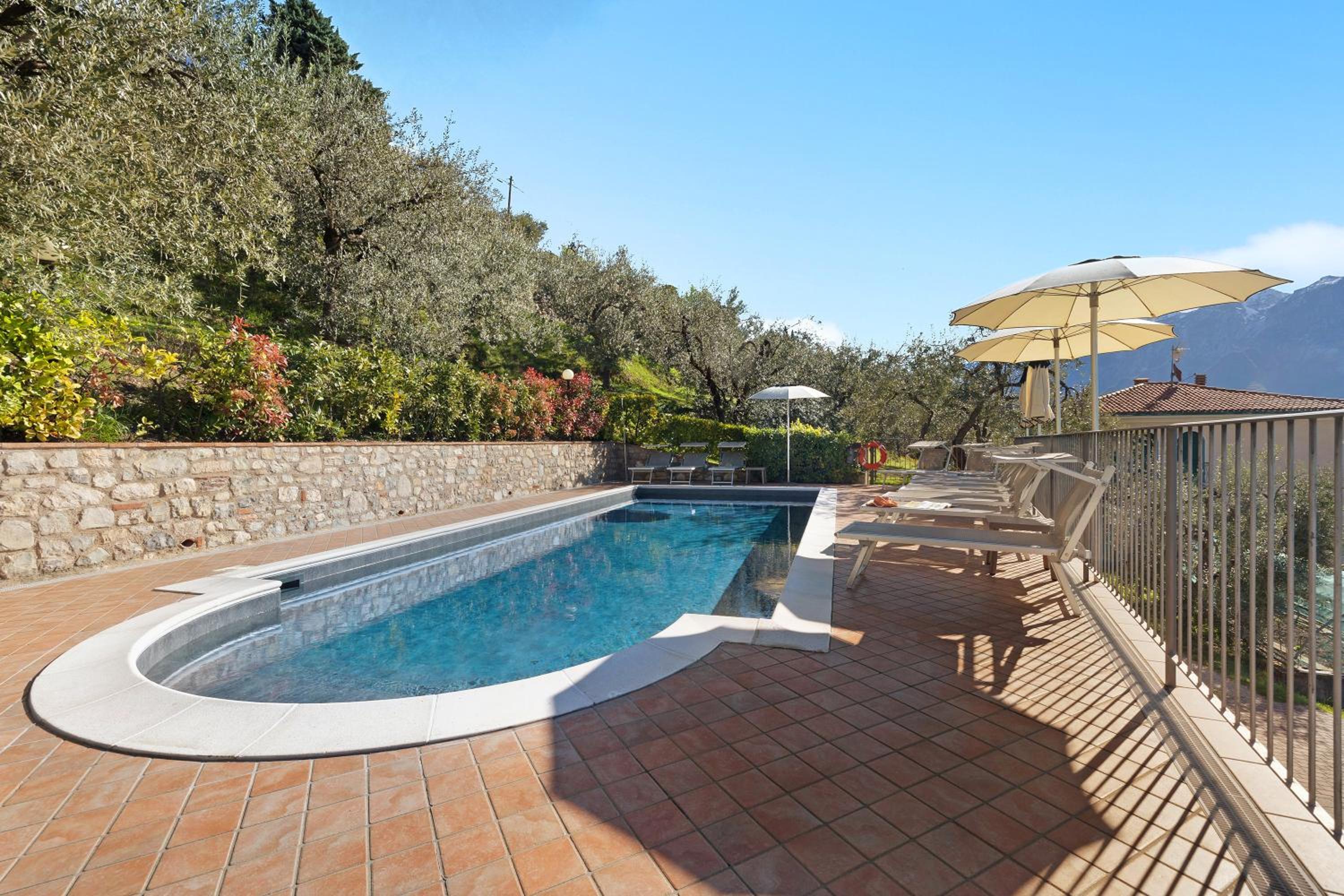 Superior One-Bedroom Apartment with Balcony photo 2