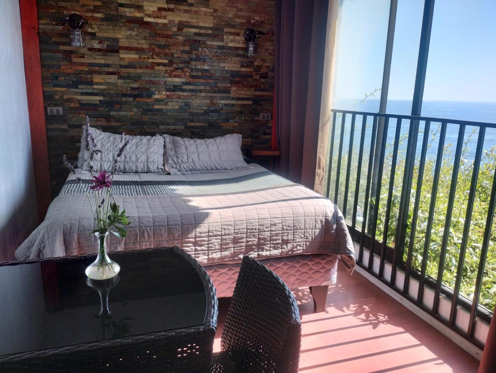 Budget Double Room photo 2