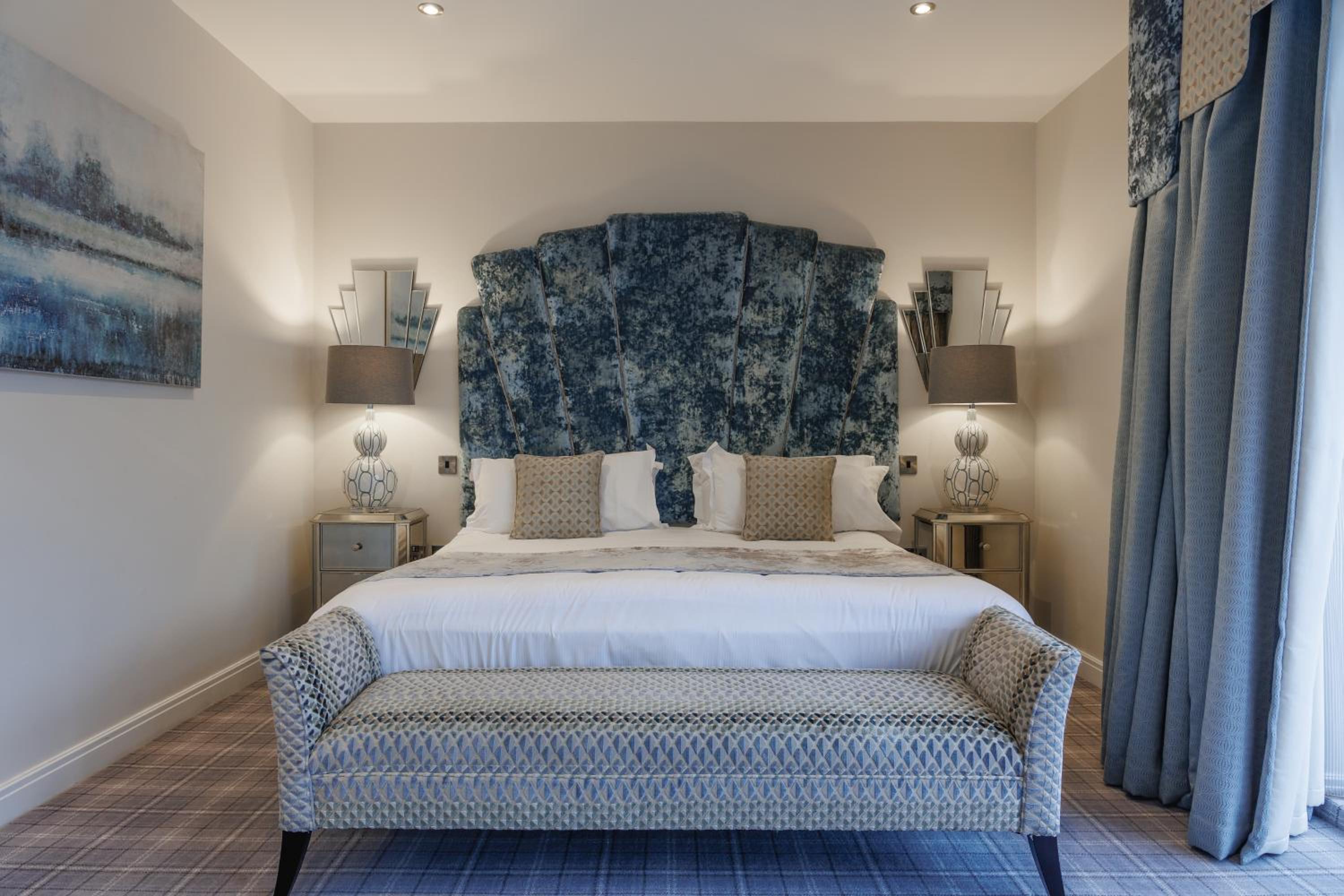The Devonshire - Photo 2