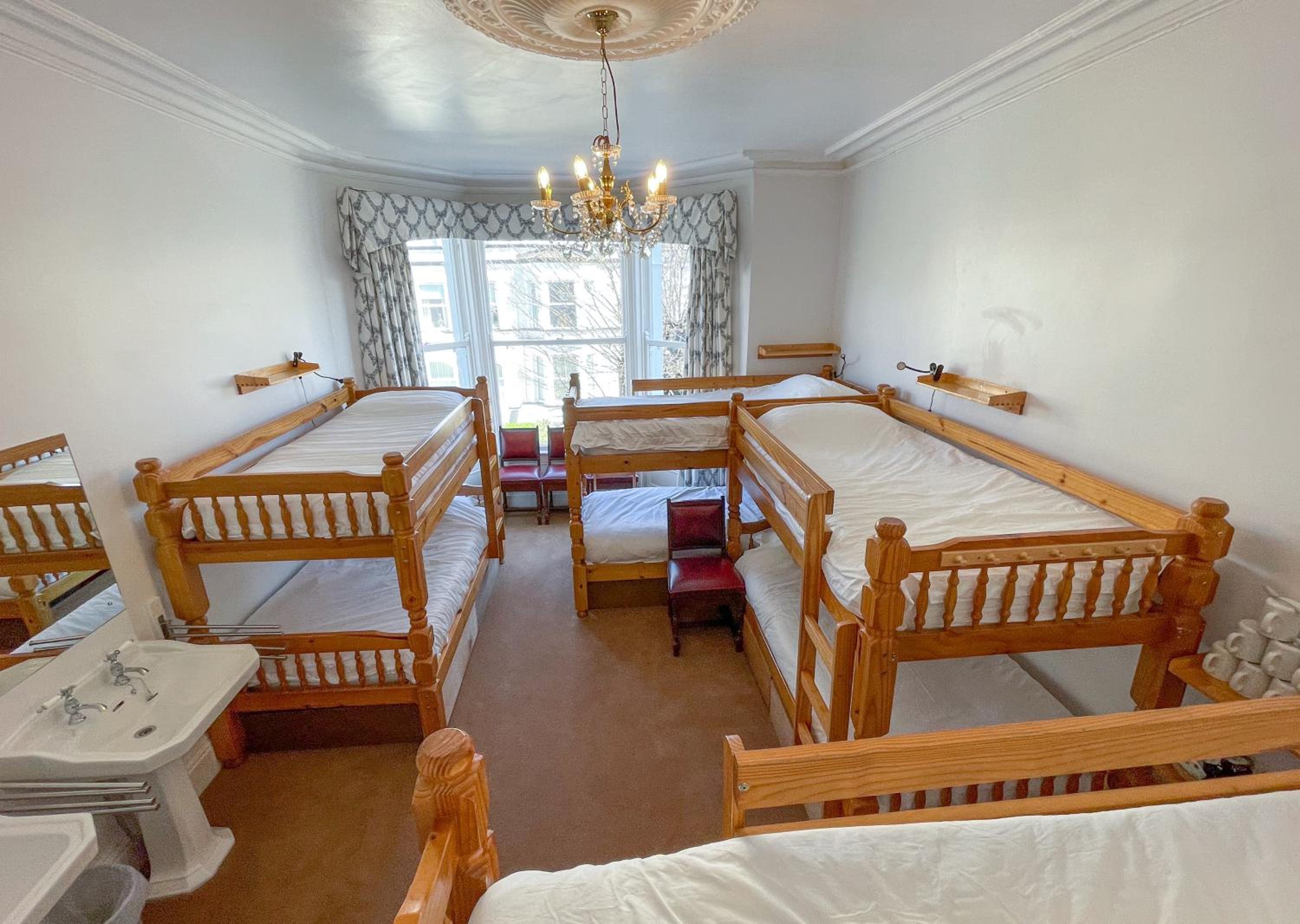 8-Bed Private Room