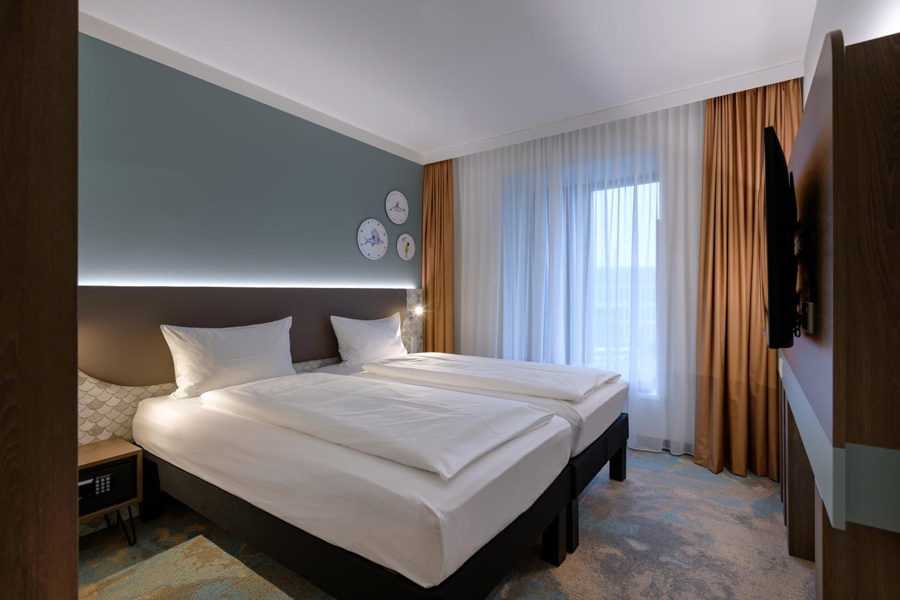 Modern Comfort Twin Room