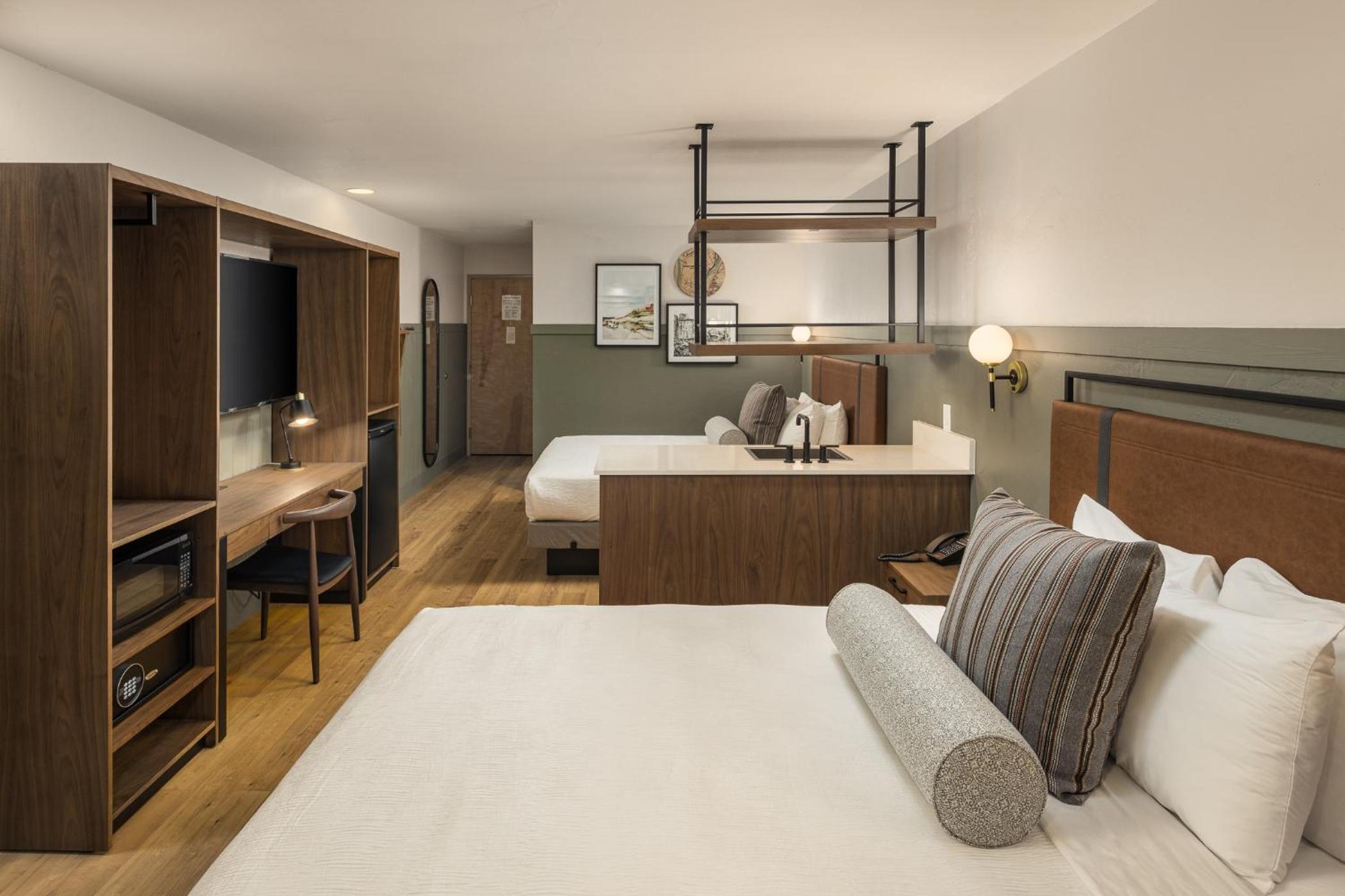 Junior Suite Two Queen beds photo 3