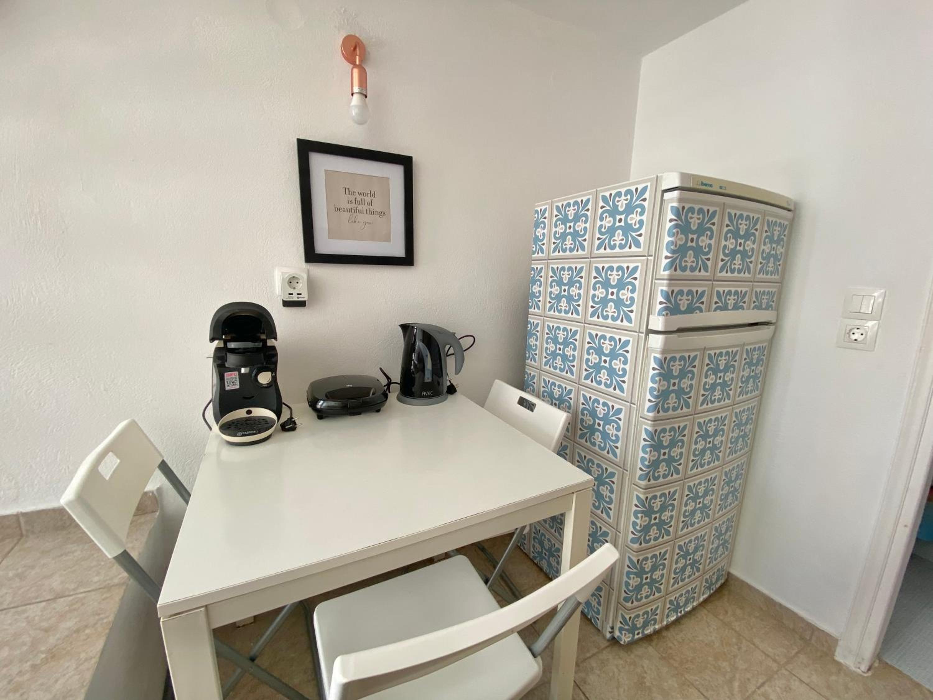 One-Bedroom Apartment - Photo 15