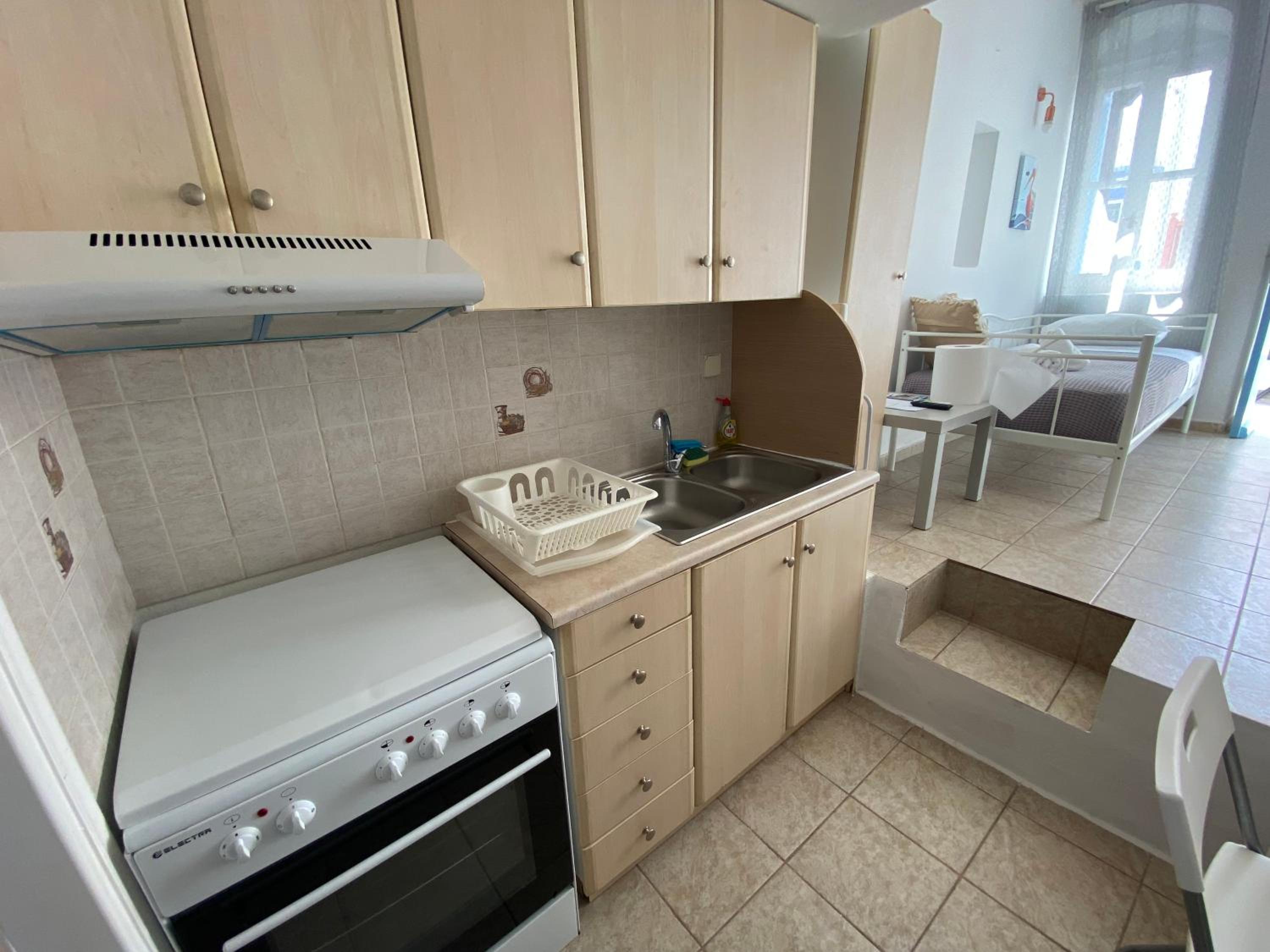 One-Bedroom Apartment - Photo 16