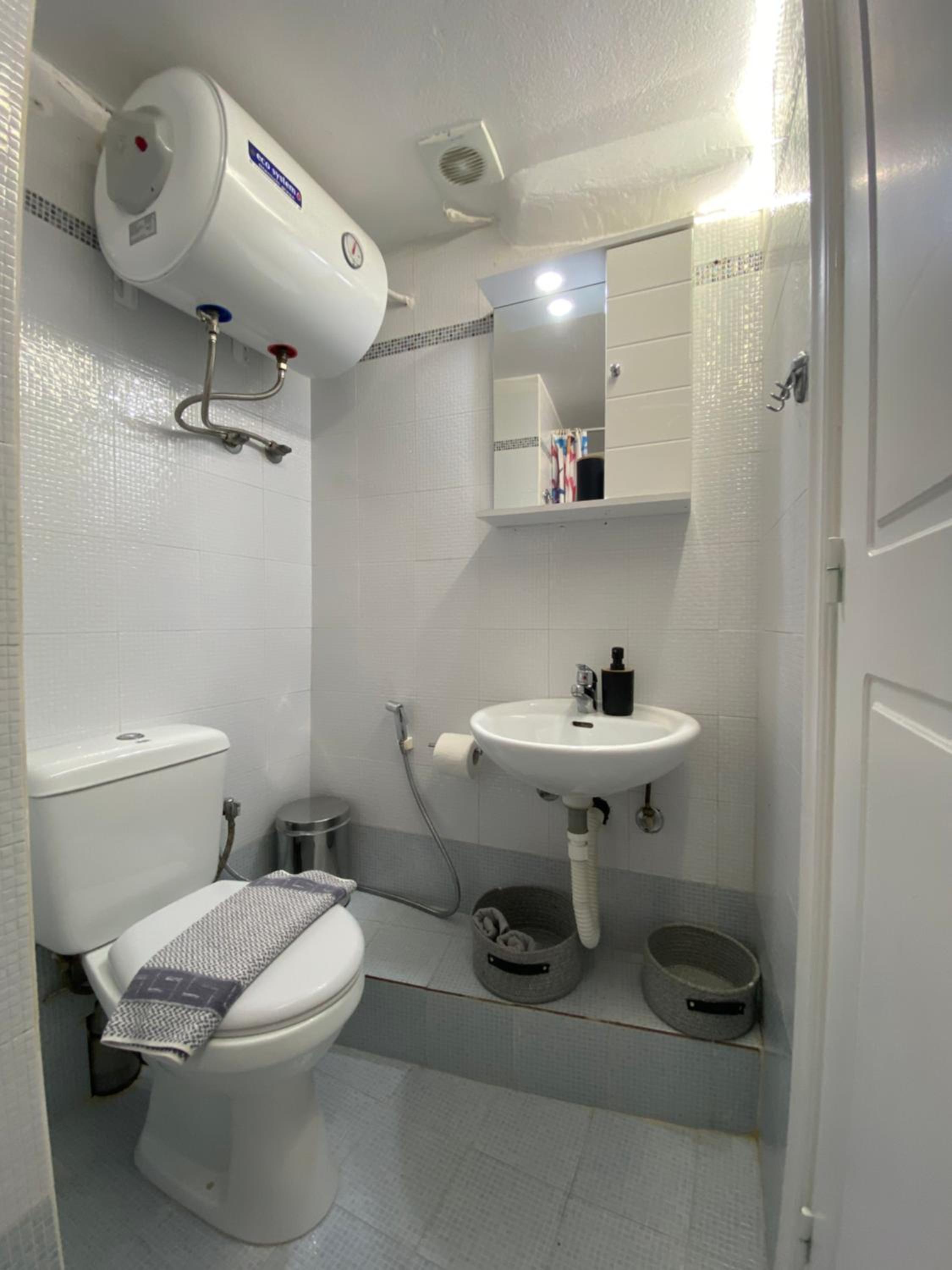One-Bedroom Apartment - Photo 14
